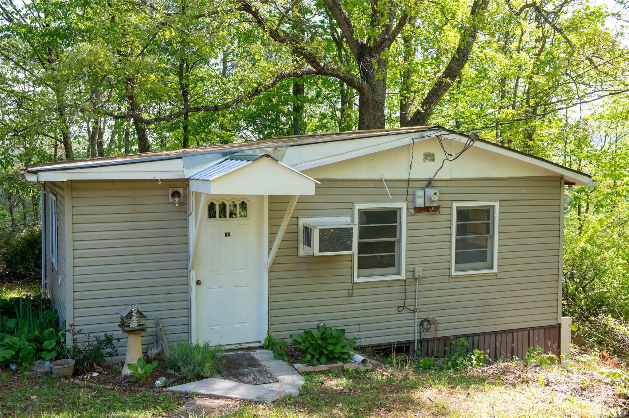 120 Powderhorn Drive — Burnsville