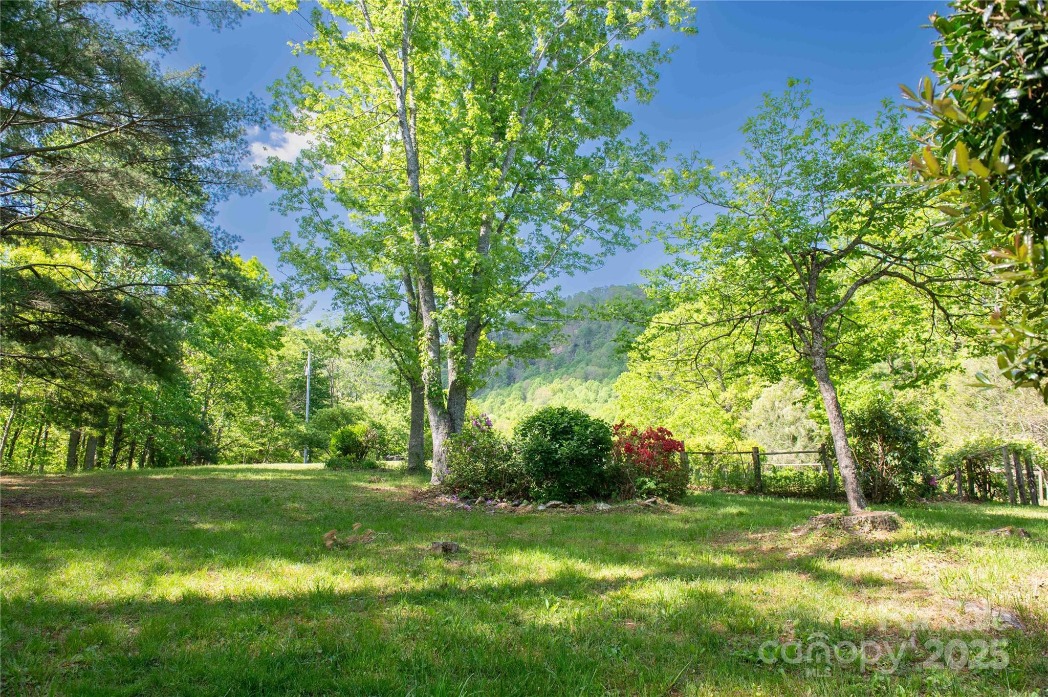 120 Powderhorn Drive — Burnsville