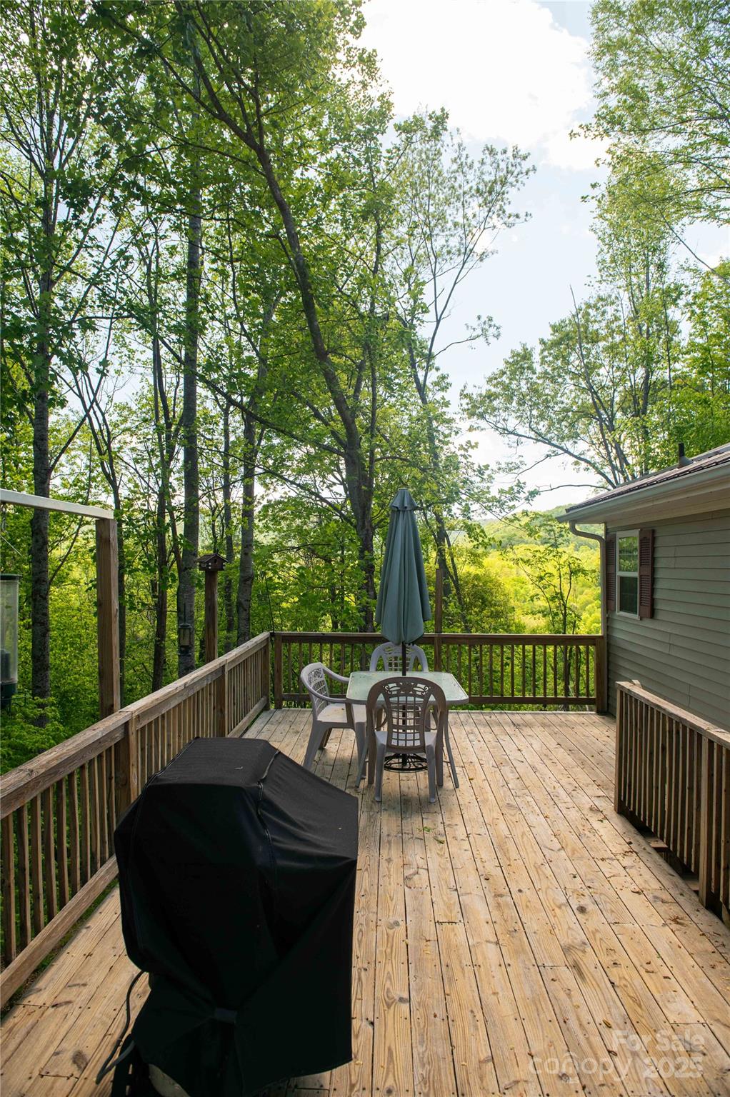 120 Powderhorn Drive — Burnsville