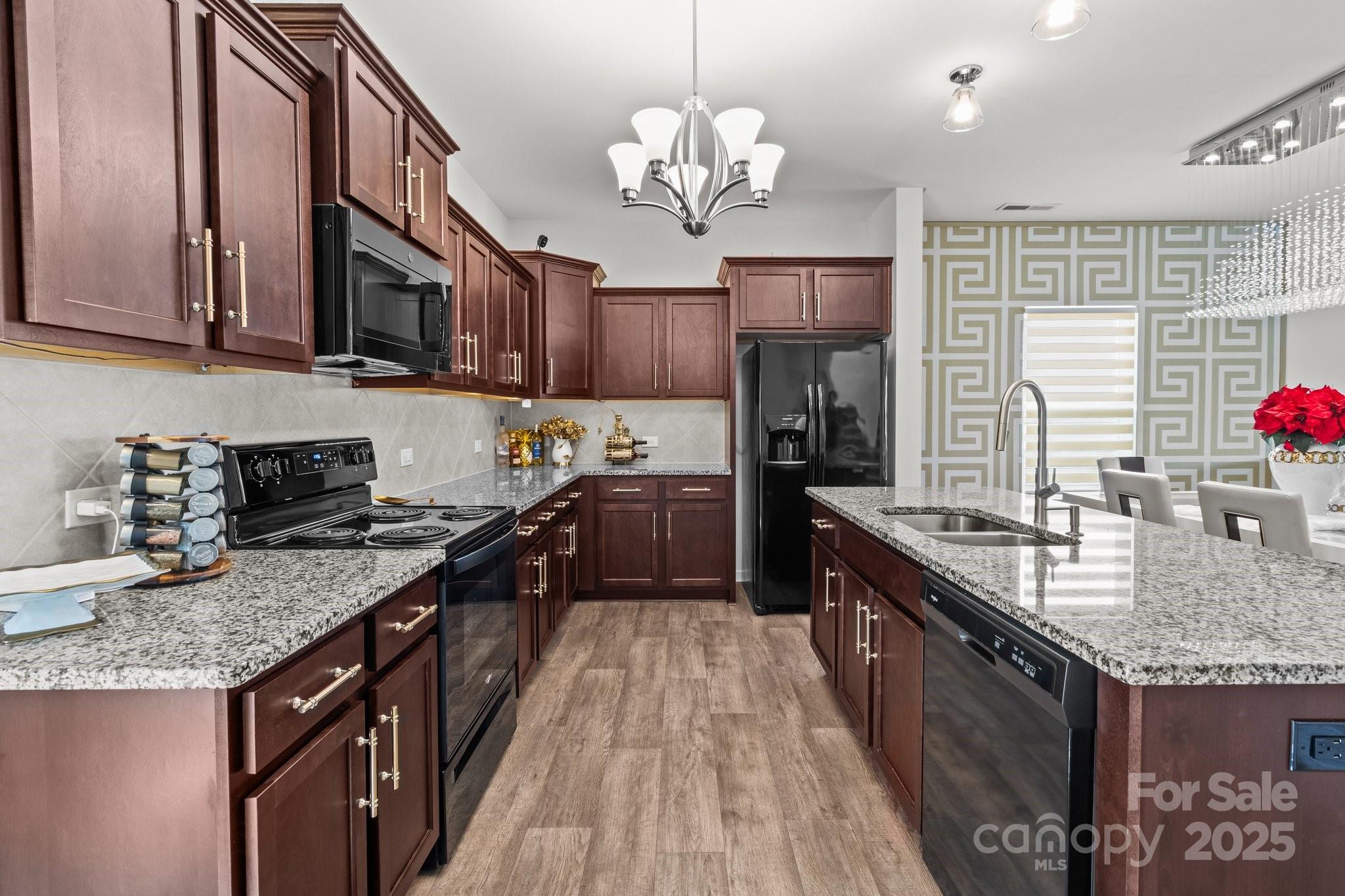 9132 Colwick Hill Lane — Charlotte