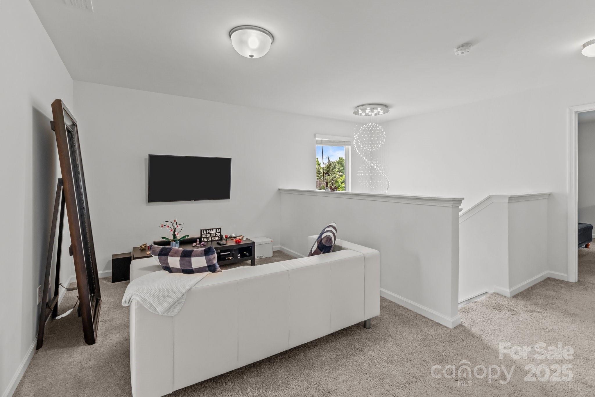 9132 Colwick Hill Lane — Charlotte