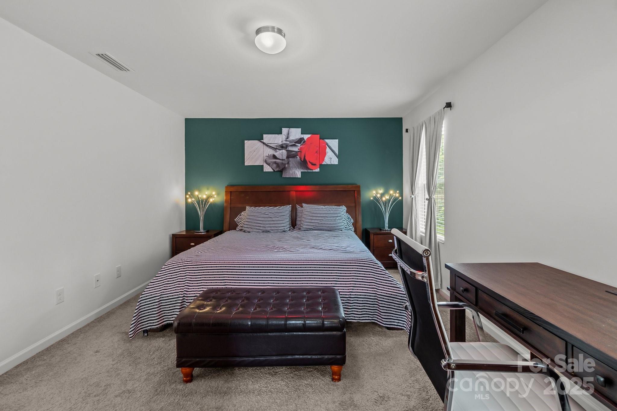 9132 Colwick Hill Lane — Charlotte