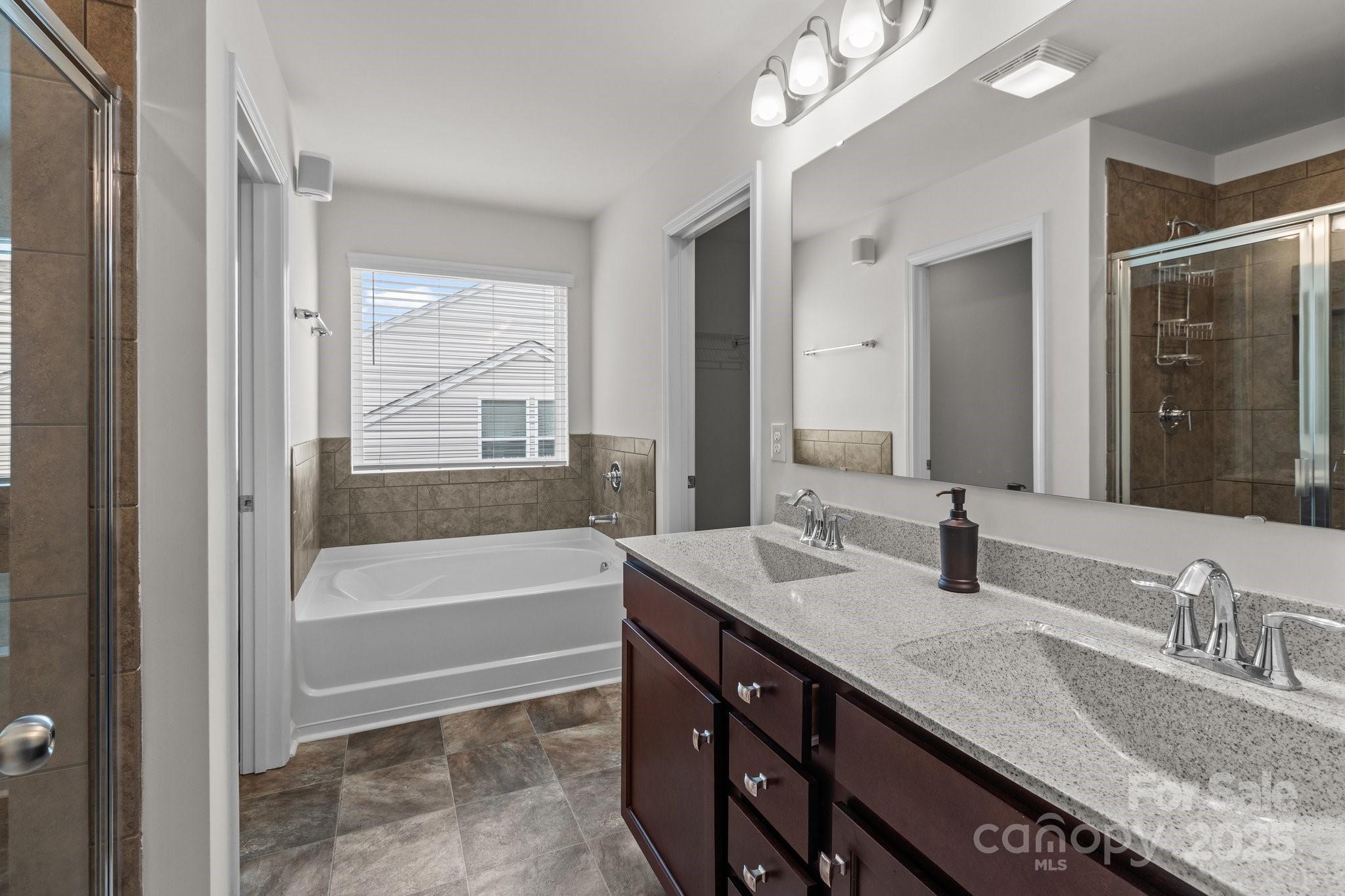 9132 Colwick Hill Lane — Charlotte