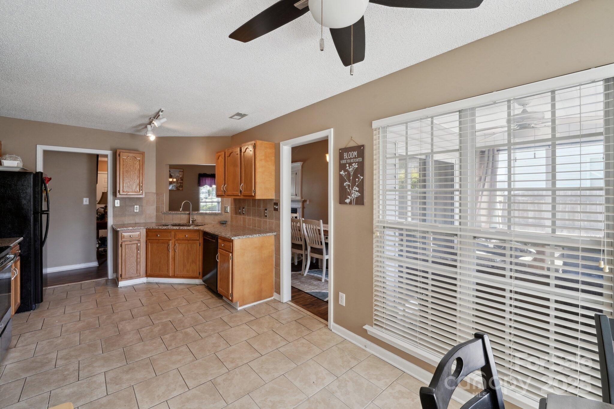 8105 Castlemaine Drive — Matthews