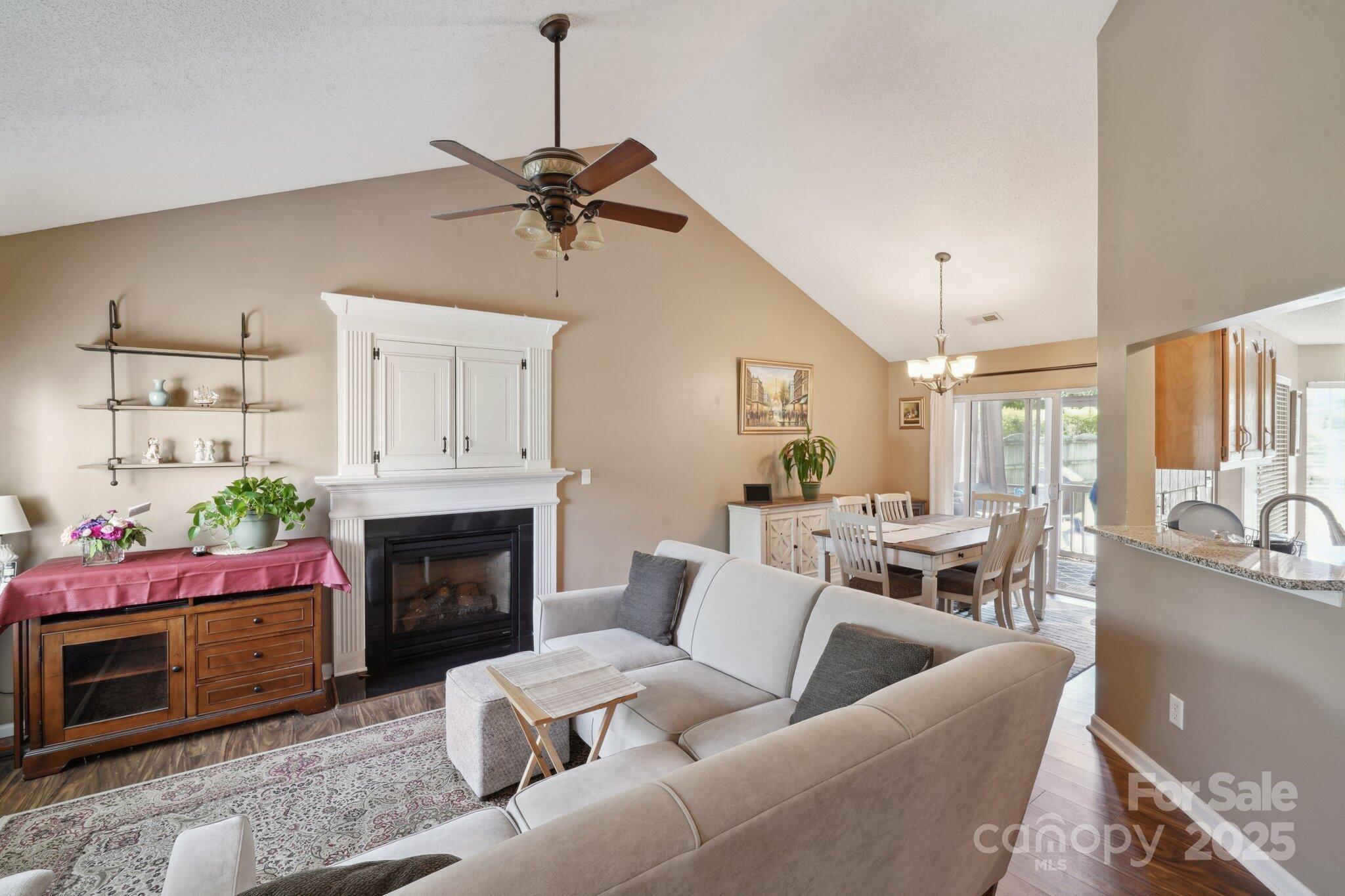 8105 Castlemaine Drive — Matthews