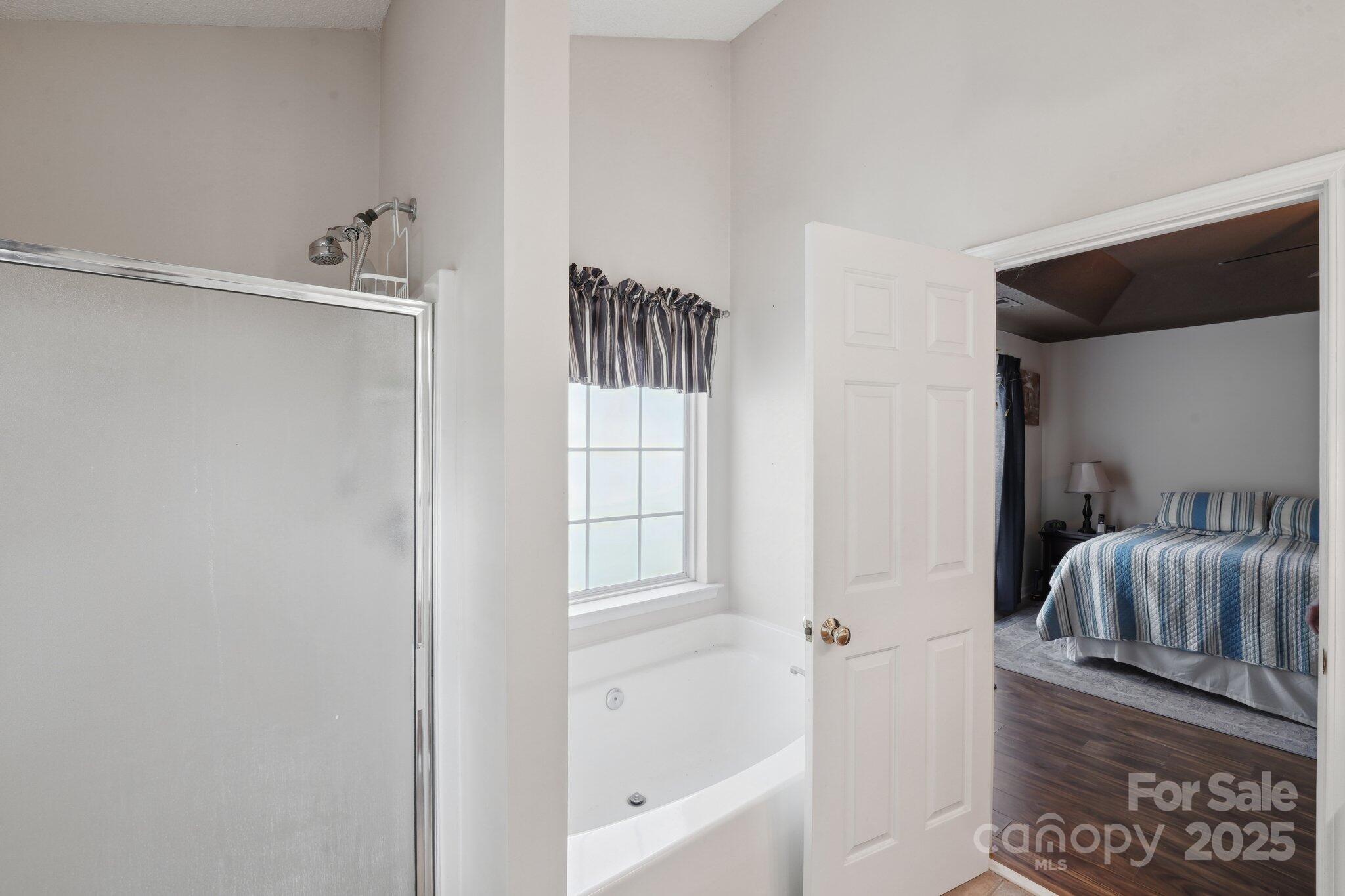 8105 Castlemaine Drive — Matthews
