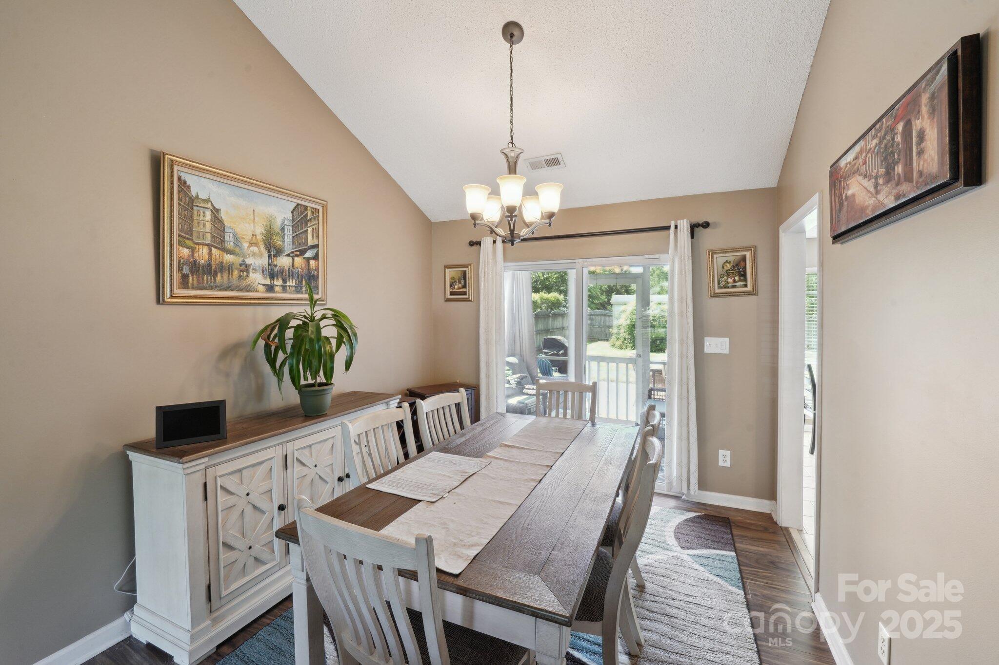 8105 Castlemaine Drive — Matthews