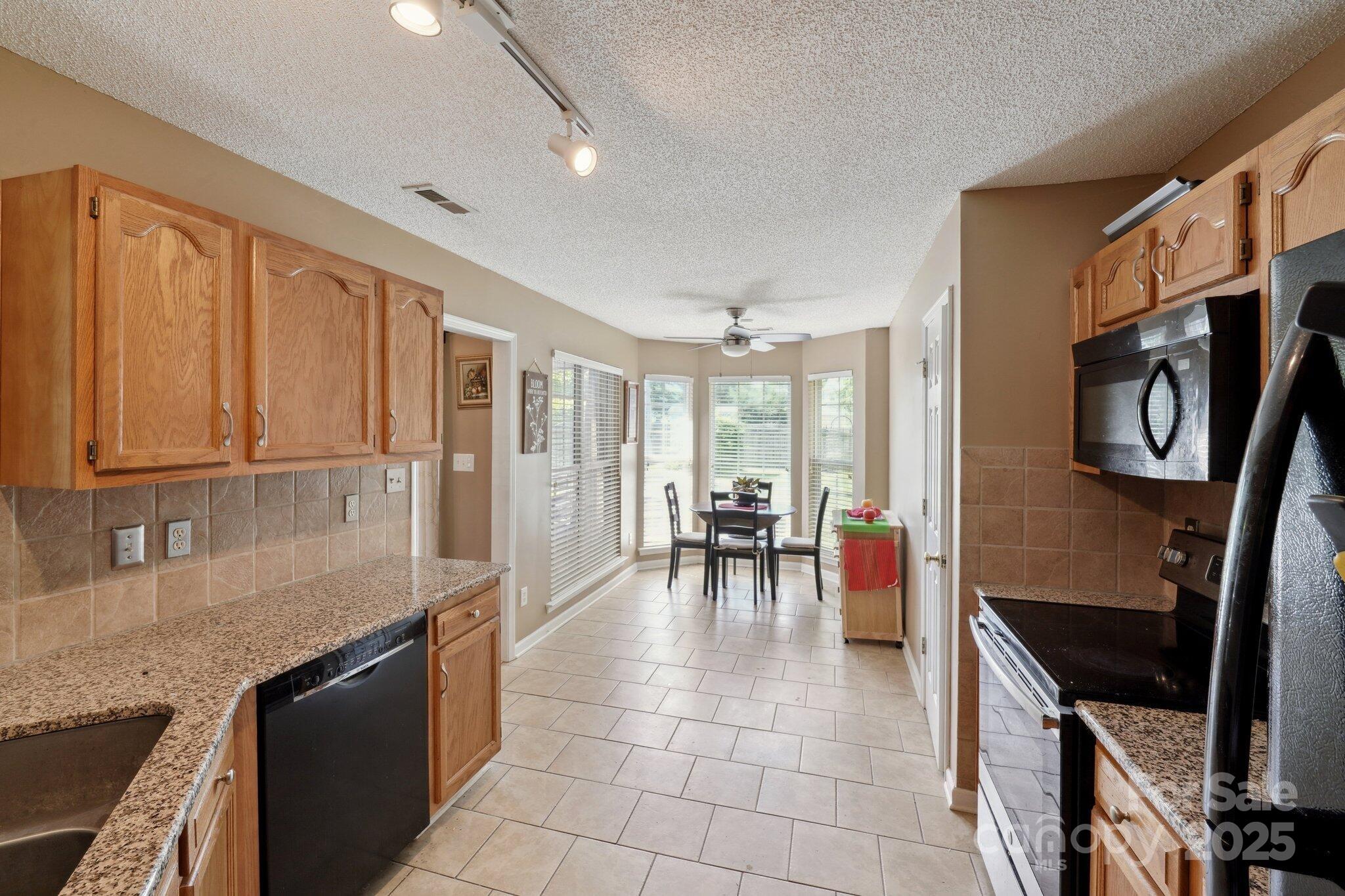 8105 Castlemaine Drive — Matthews