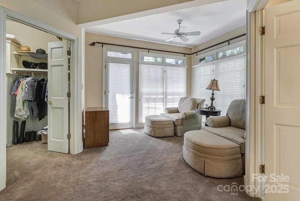 201 Hughes Creek — Columbus