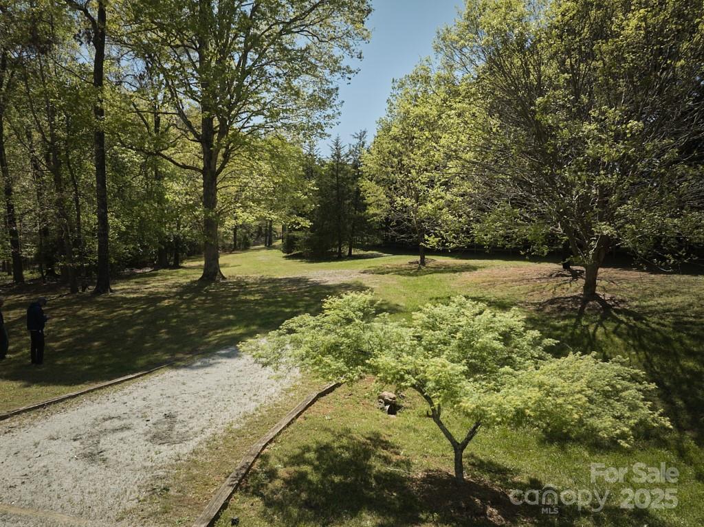 201 Hughes Creek — Columbus