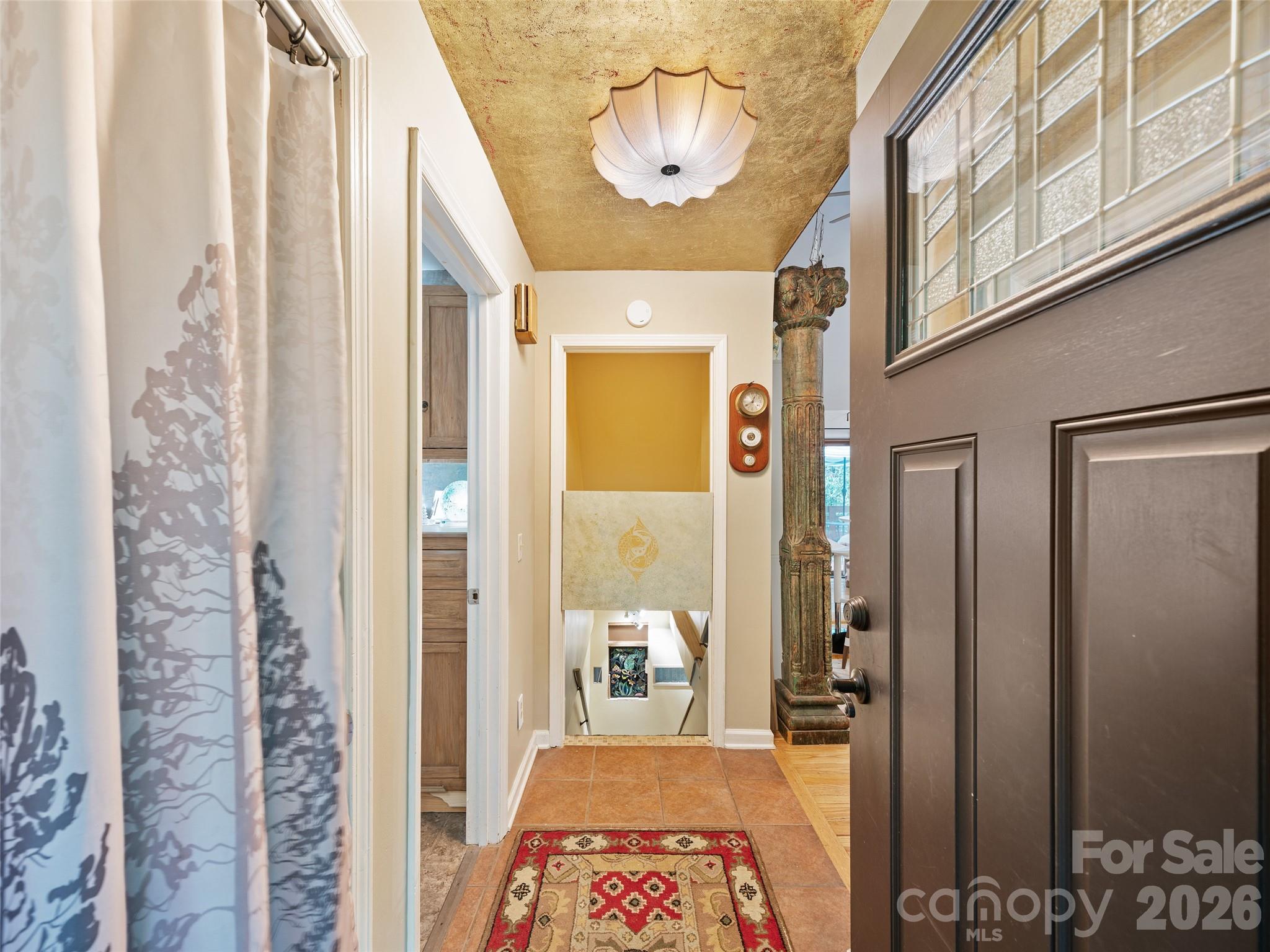 278 Mount View Drive — Burnsville