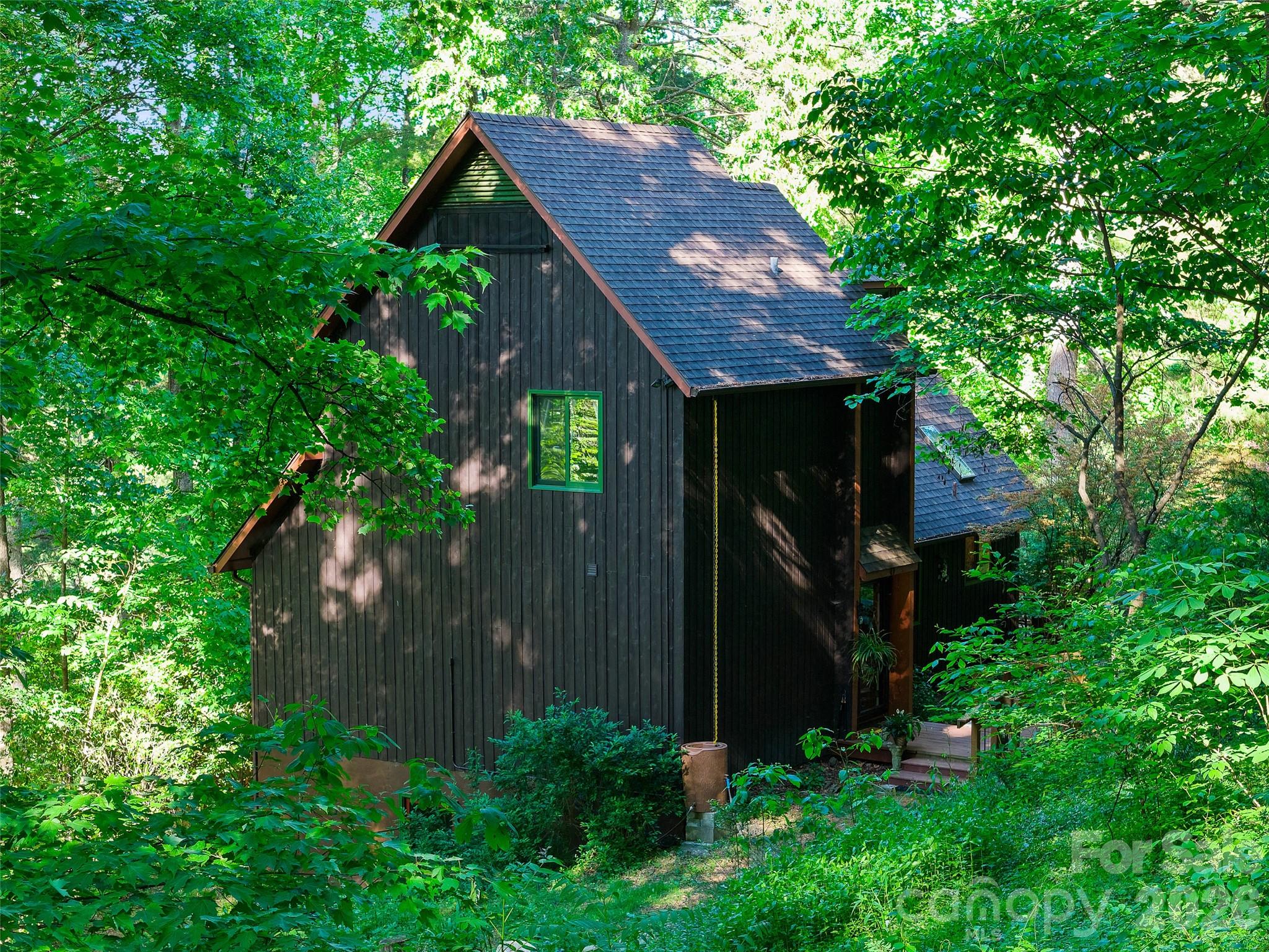 278 Mount View Drive — Burnsville