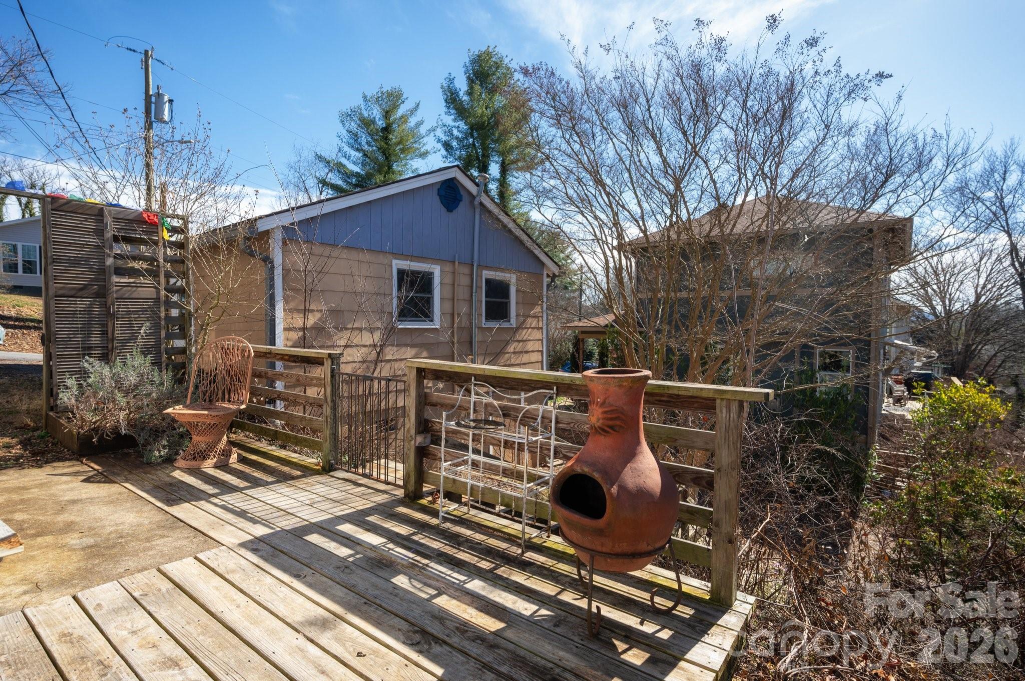 17 & 19 Hubbard Avenue — Asheville
