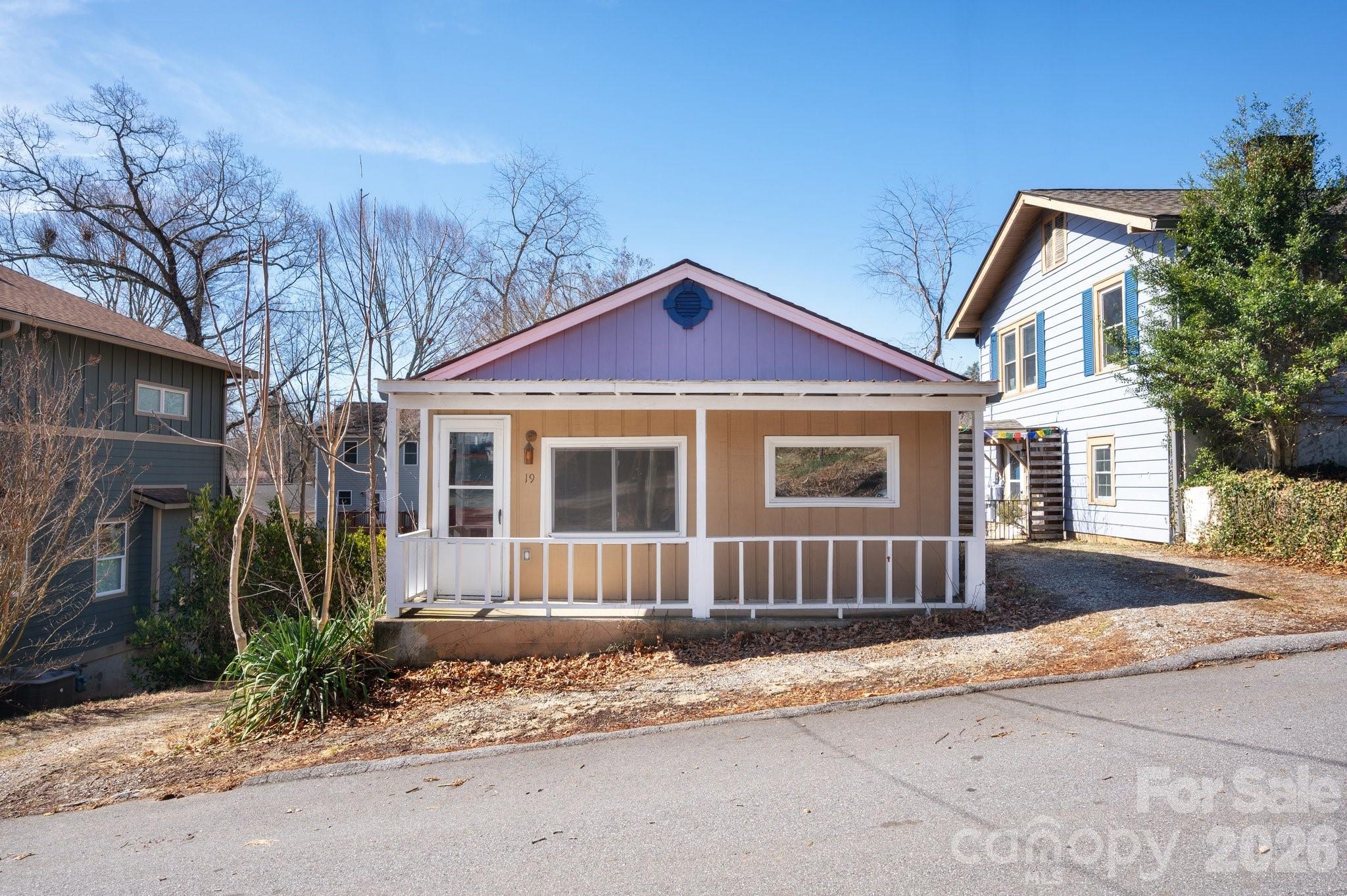 17 & 19 Hubbard Avenue — Asheville