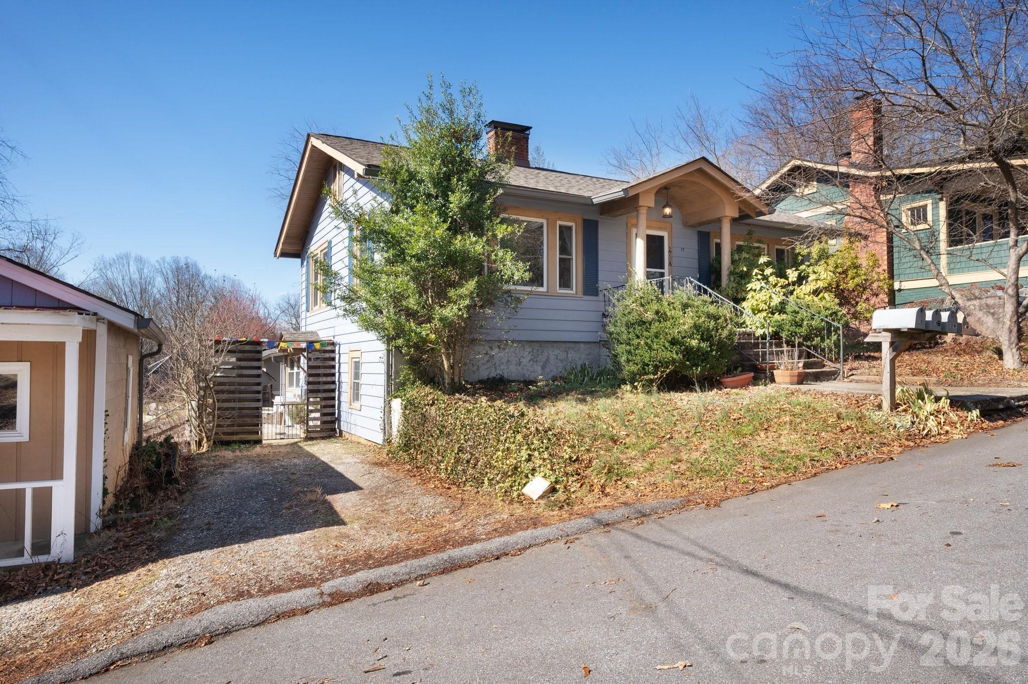 17 & 19 Hubbard Avenue — Asheville