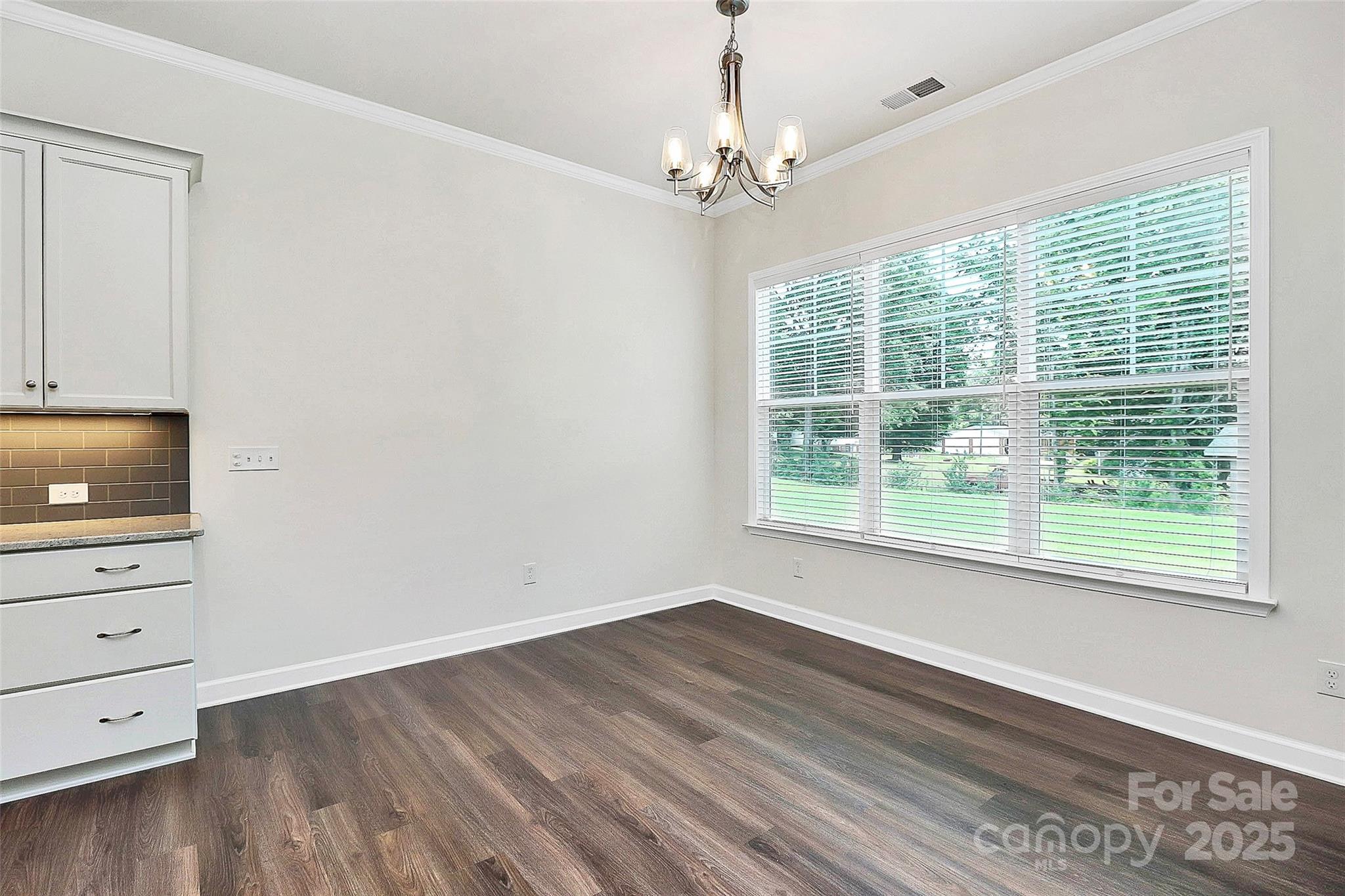 163 Crenshaw Place NW — Concord