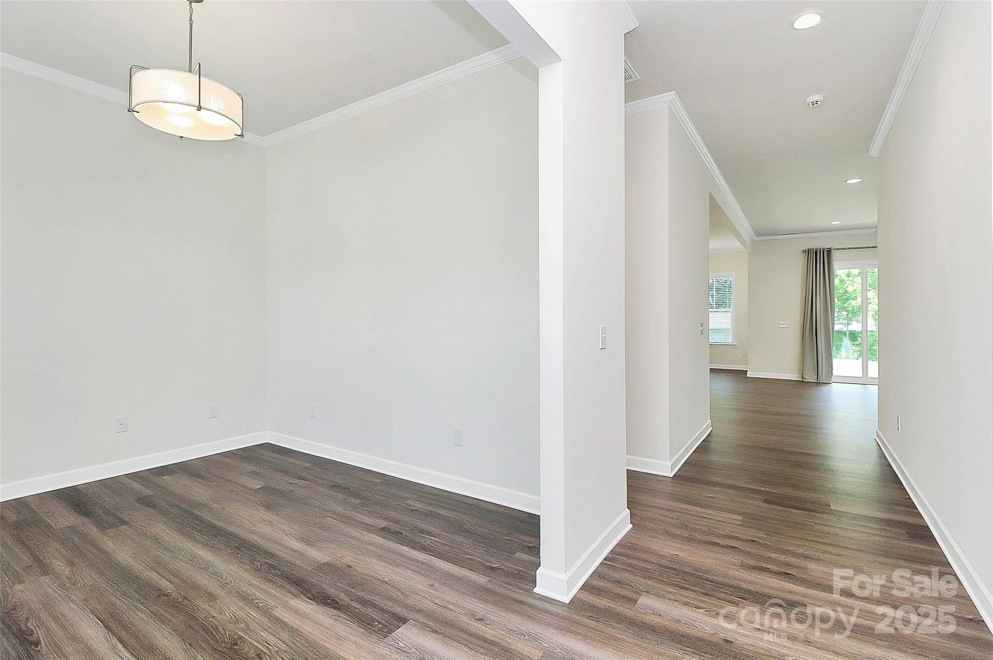 163 Crenshaw Place NW — Concord