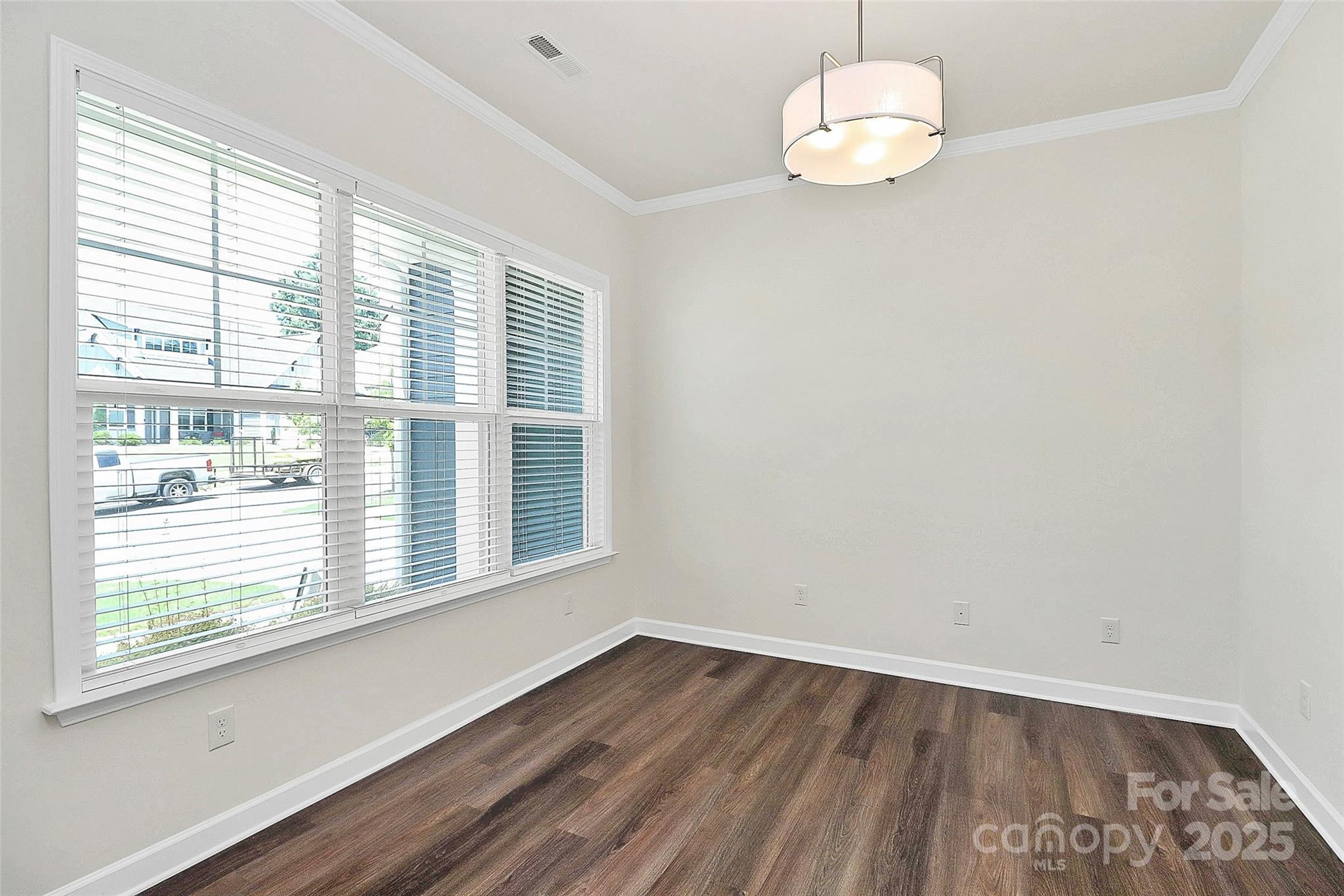 163 Crenshaw Place NW — Concord