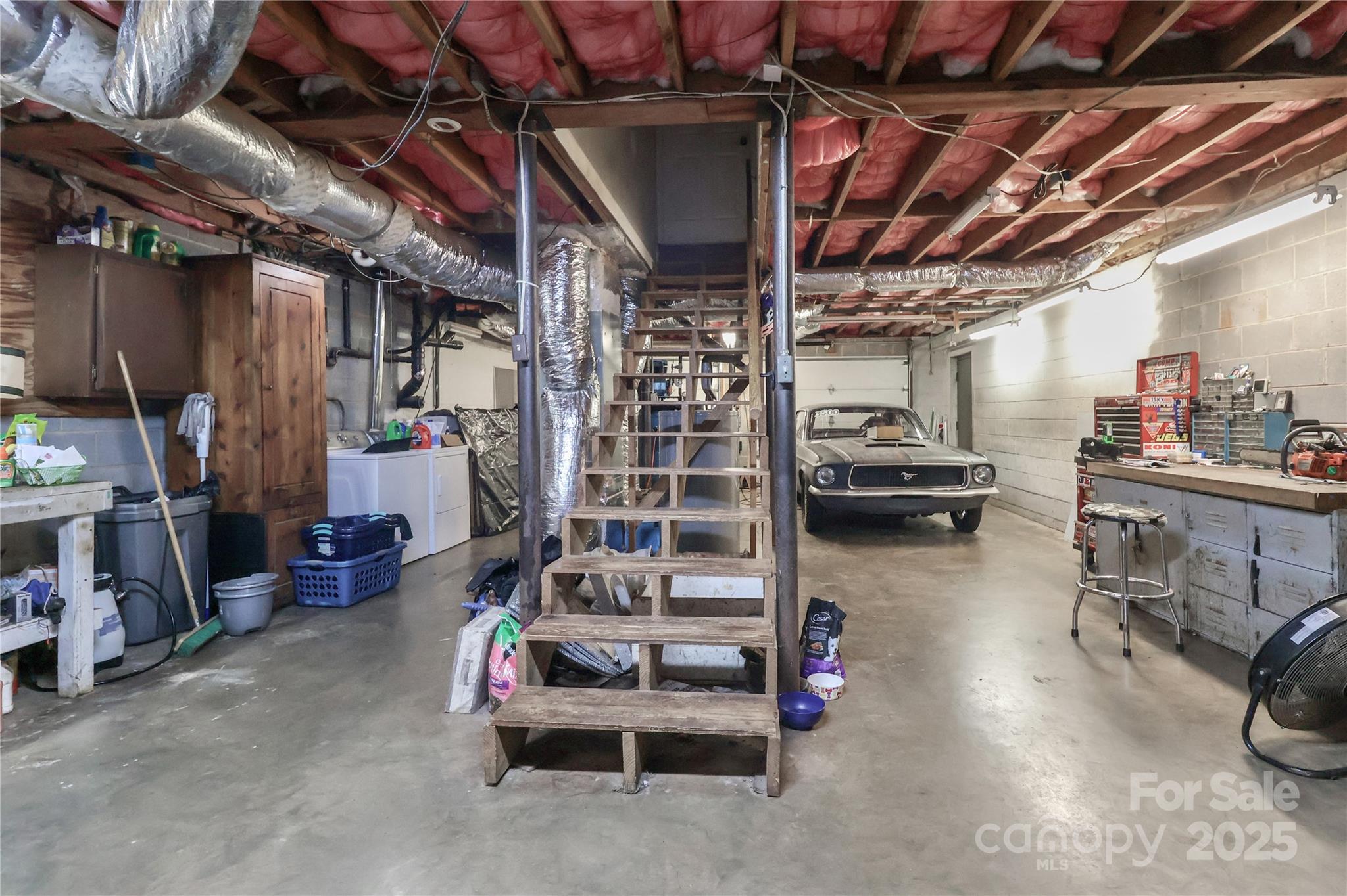 173 Rocky River Road — Mooresville