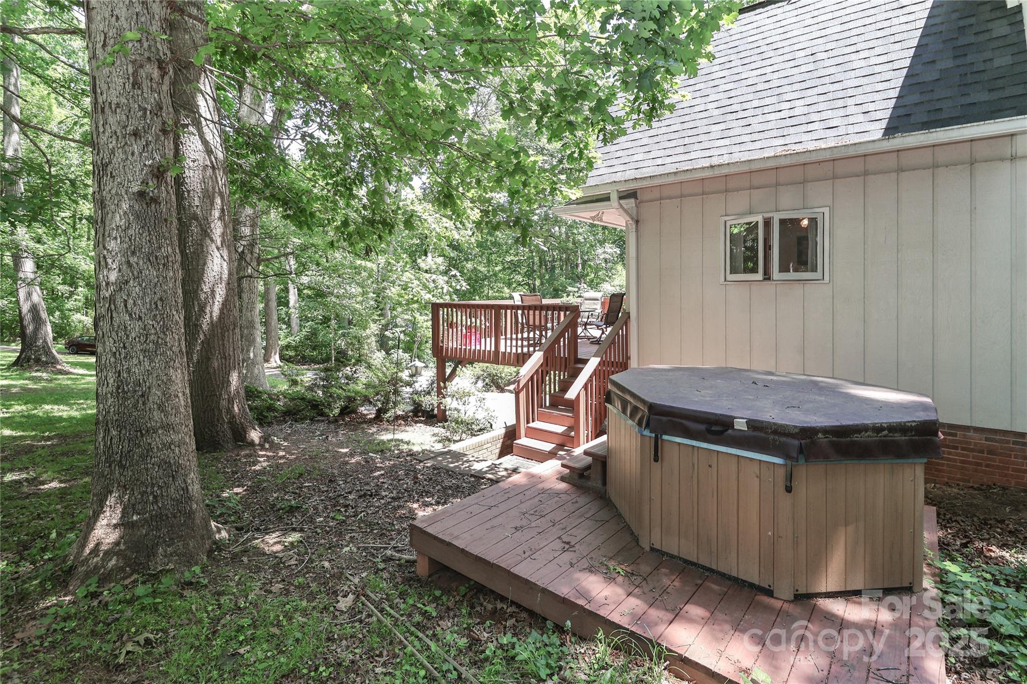 173 Rocky River Road — Mooresville