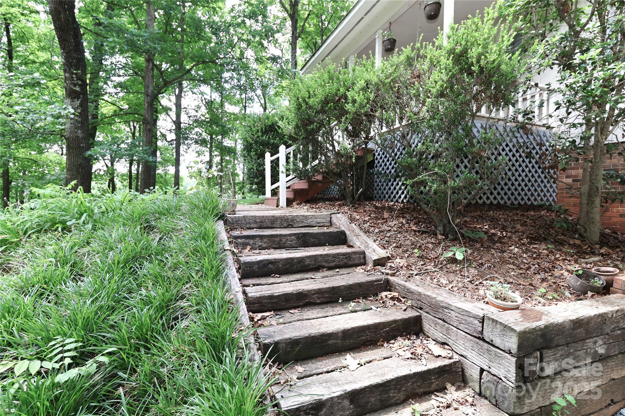 173 Rocky River Road — Mooresville