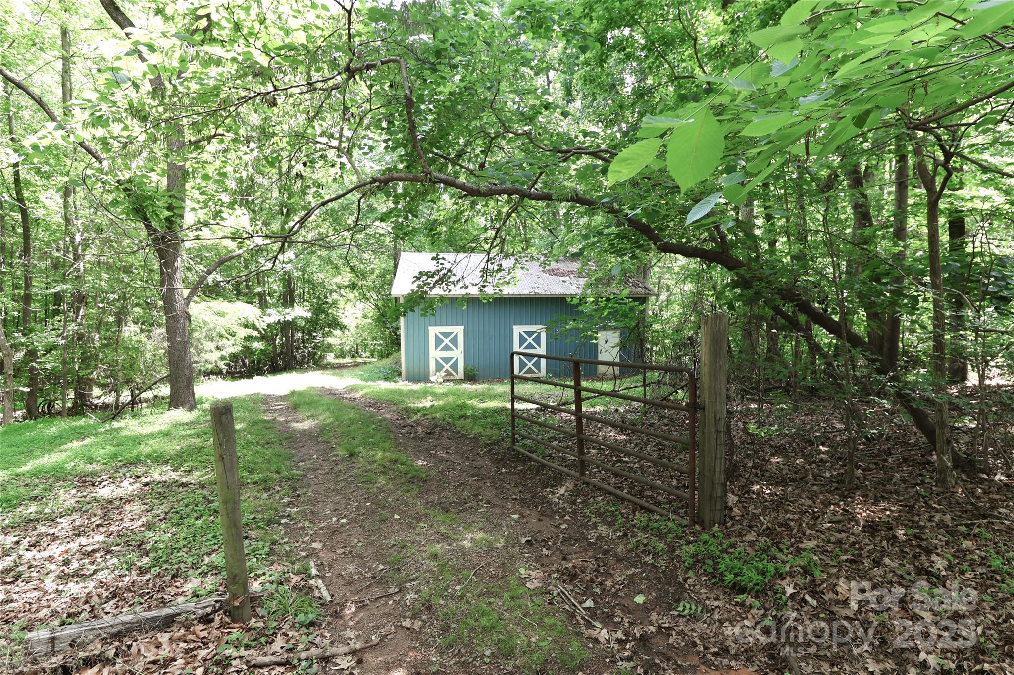 173 Rocky River Road — Mooresville