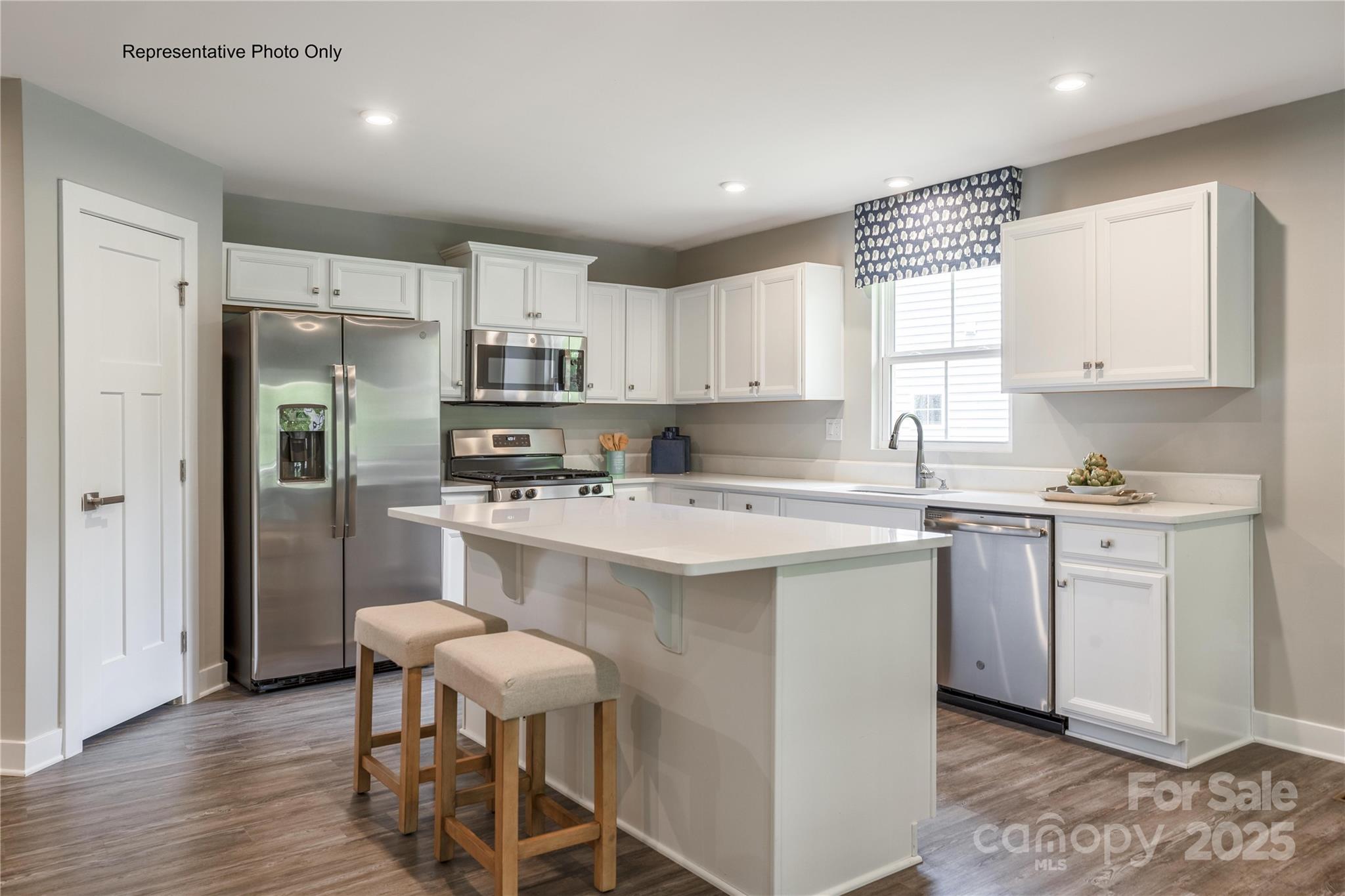 577 Nesbe Street — Lancaster