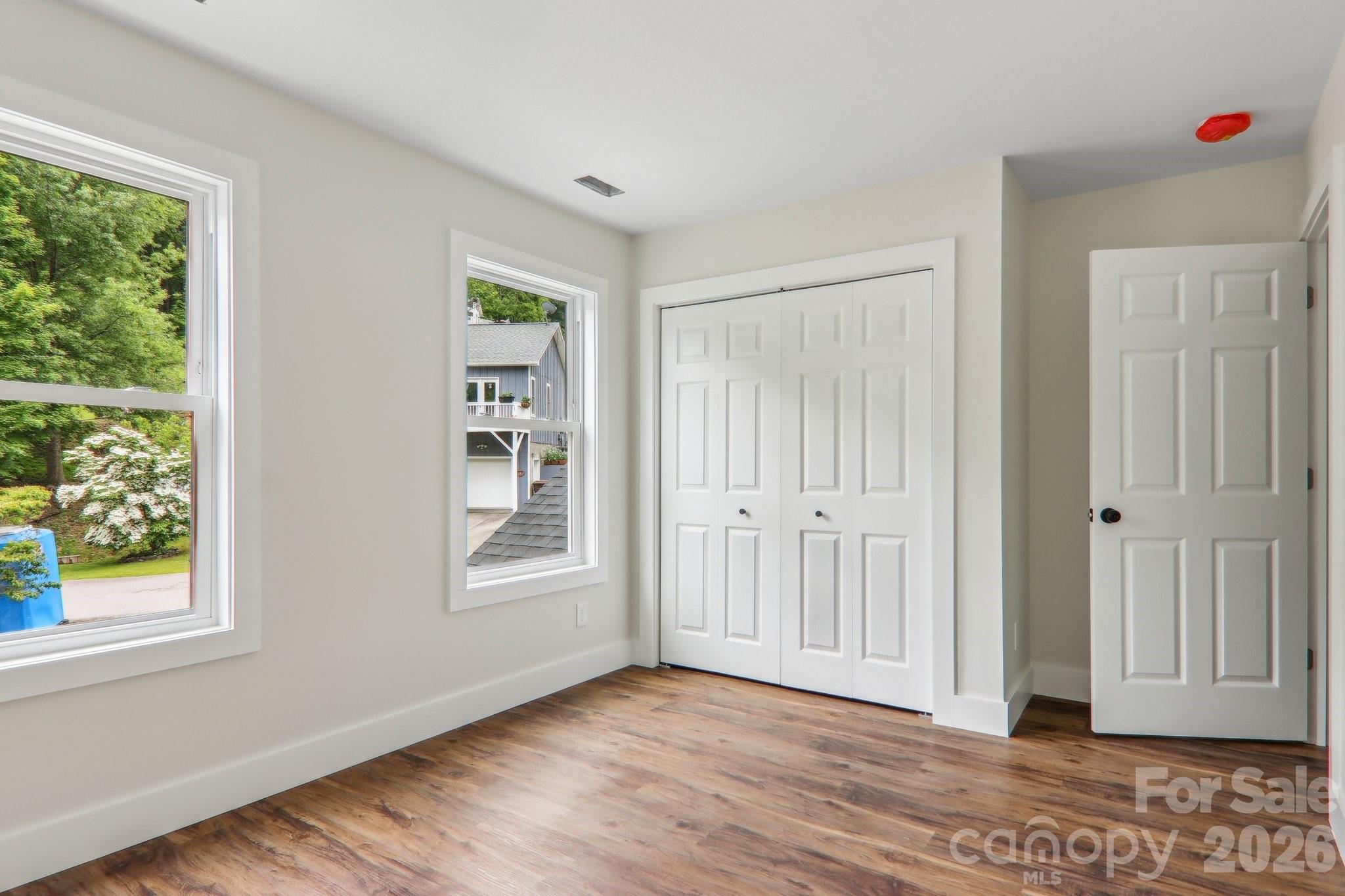 12 Whipoorwill Way — Waynesville