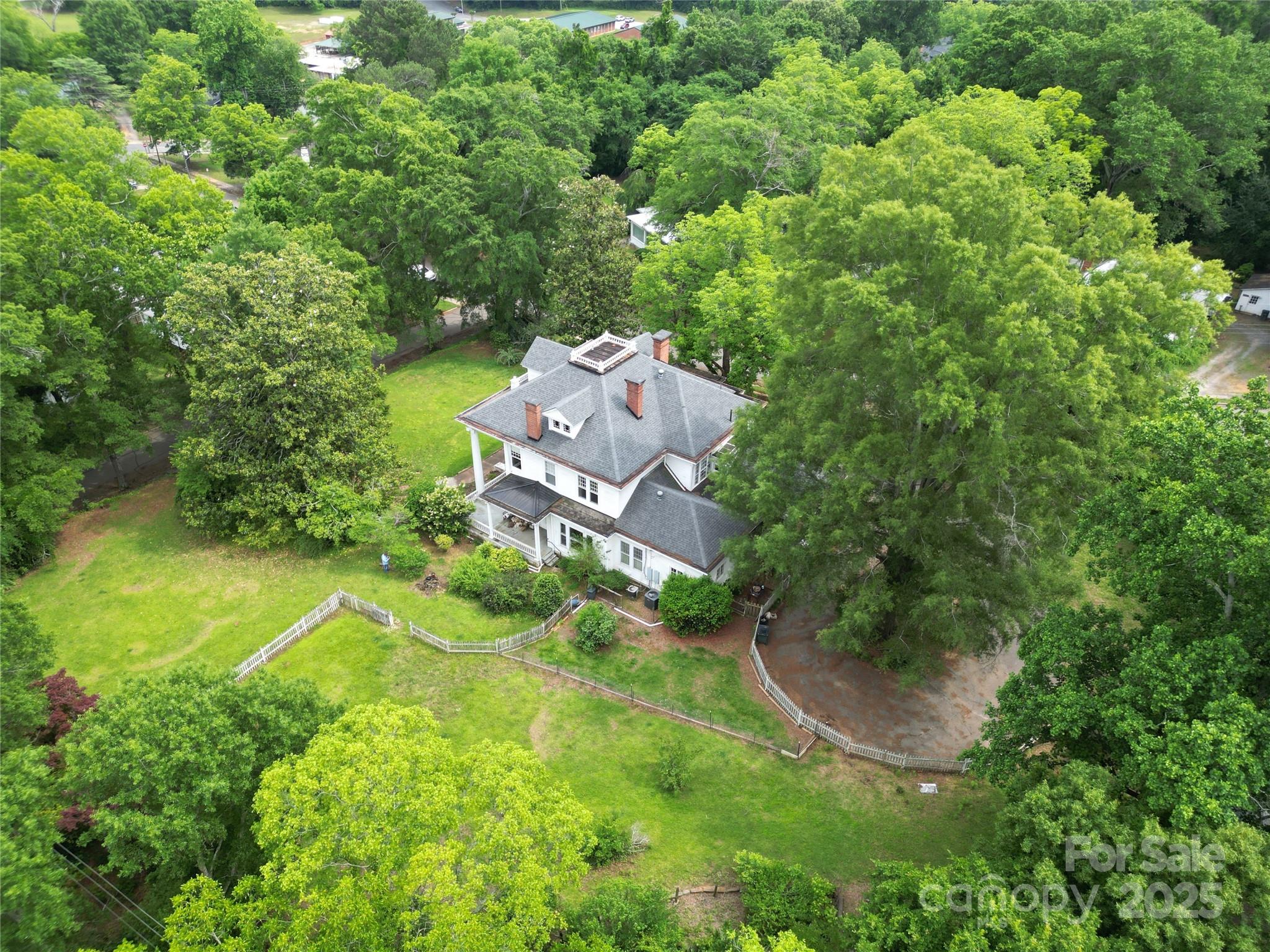 206 Rose Terrace — Wadesboro