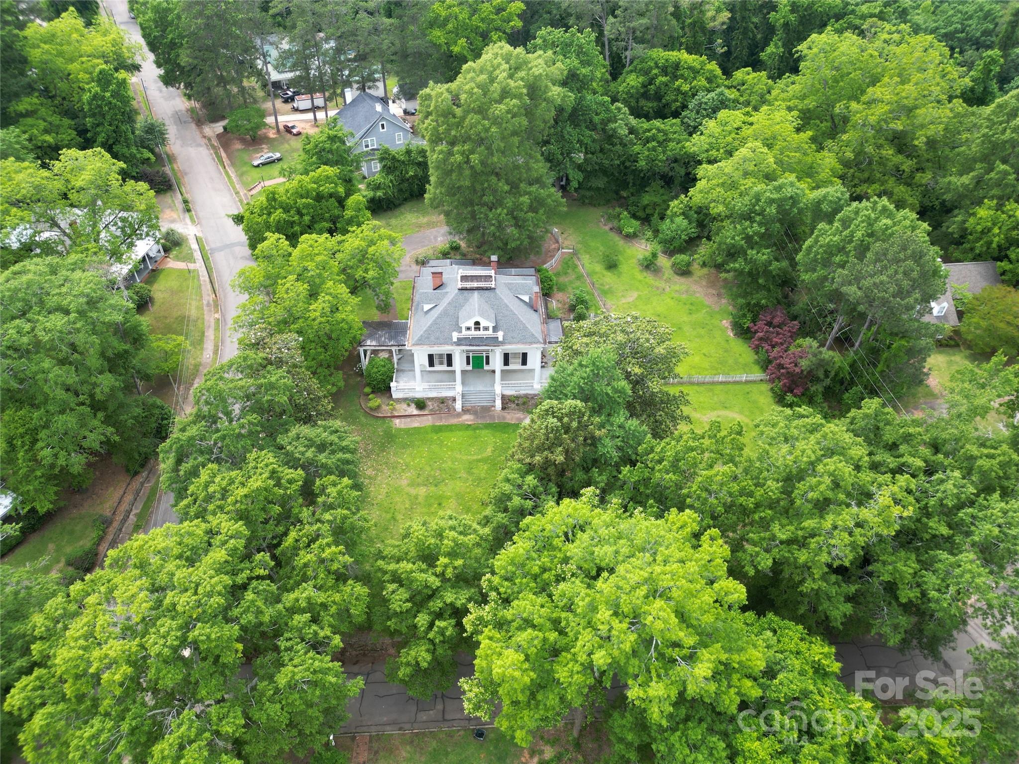 206 Rose Terrace — Wadesboro