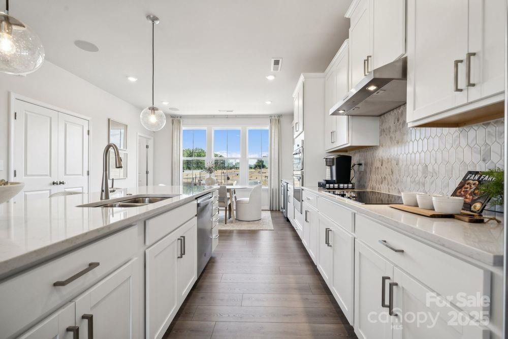3114 Stelfox Street — Charlotte