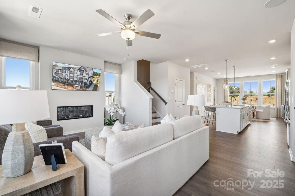 3114 Stelfox Street — Charlotte
