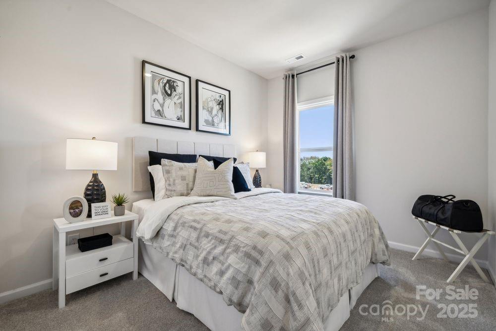 3114 Stelfox Street — Charlotte