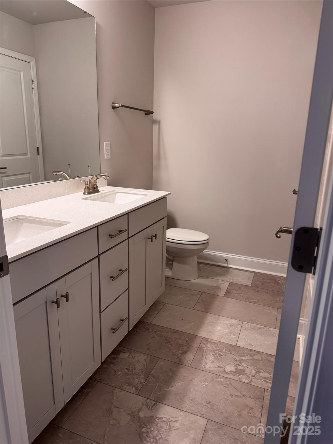 4033 Port Richmond Avenue #7 — Gastonia