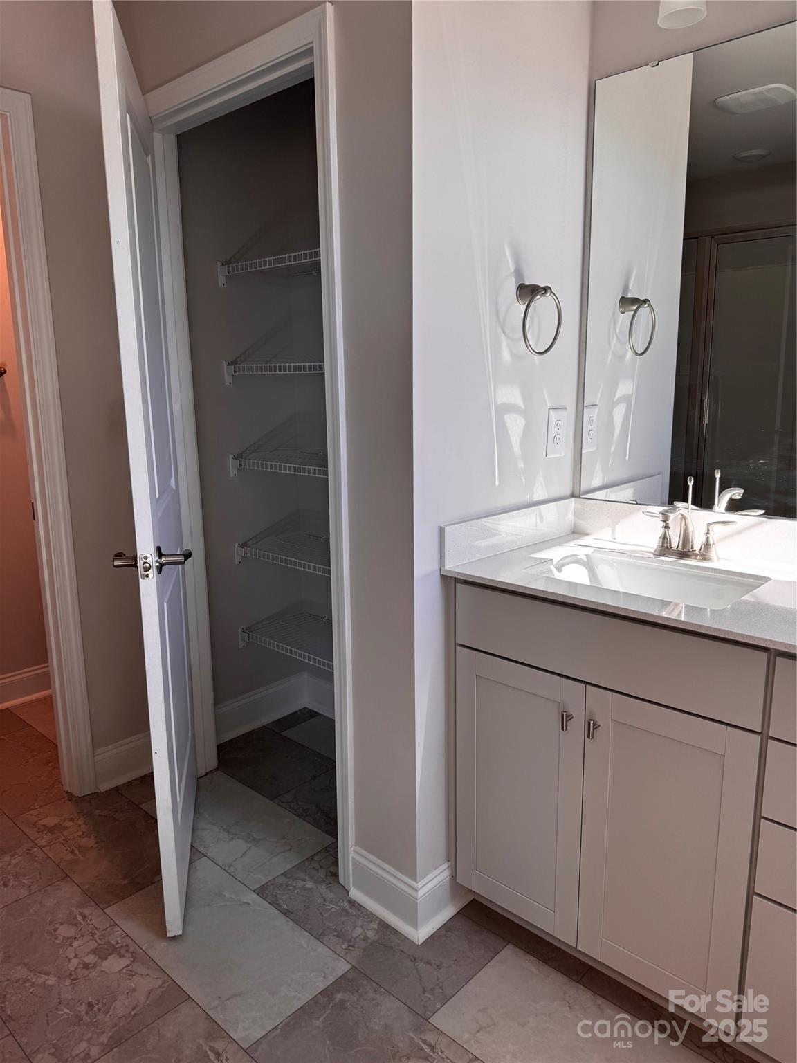 4033 Port Richmond Avenue #7 — Gastonia