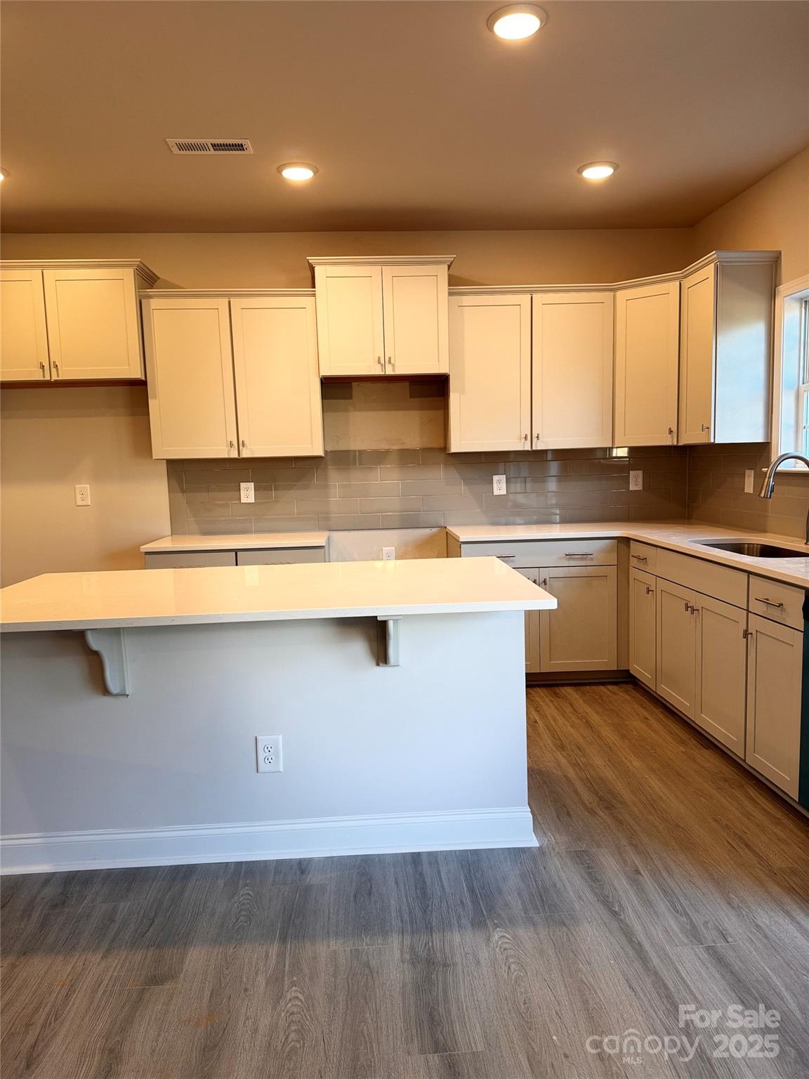 4033 Port Richmond Avenue #7 — Gastonia