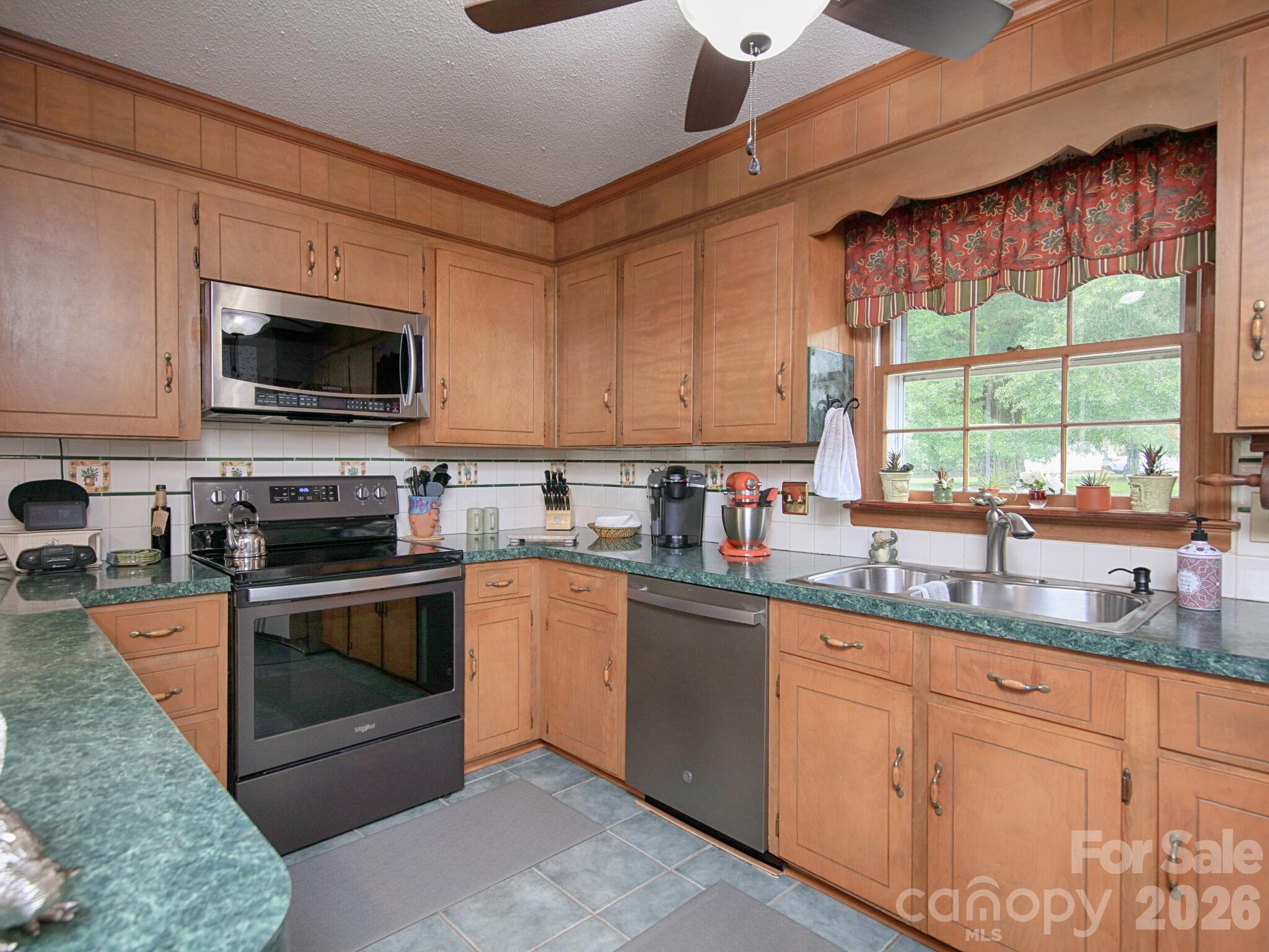 269 Johnson Dairy Road — Mooresville