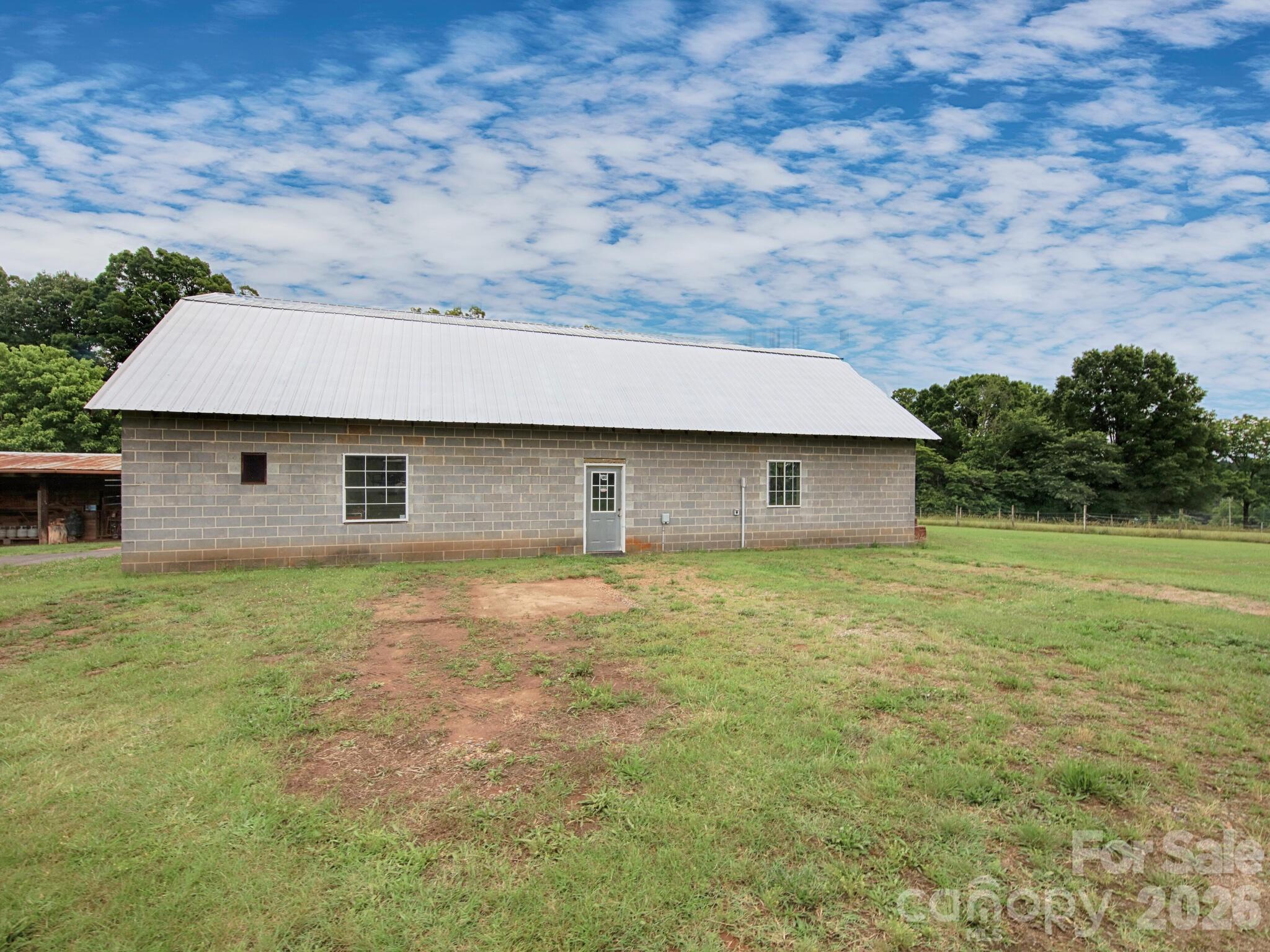 269 Johnson Dairy Road — Mooresville