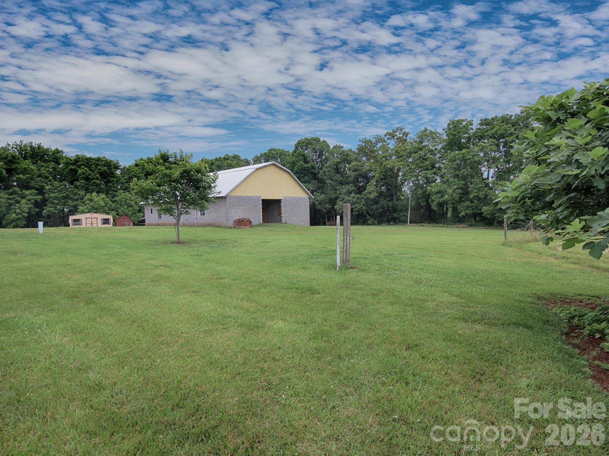 269 Johnson Dairy Road — Mooresville