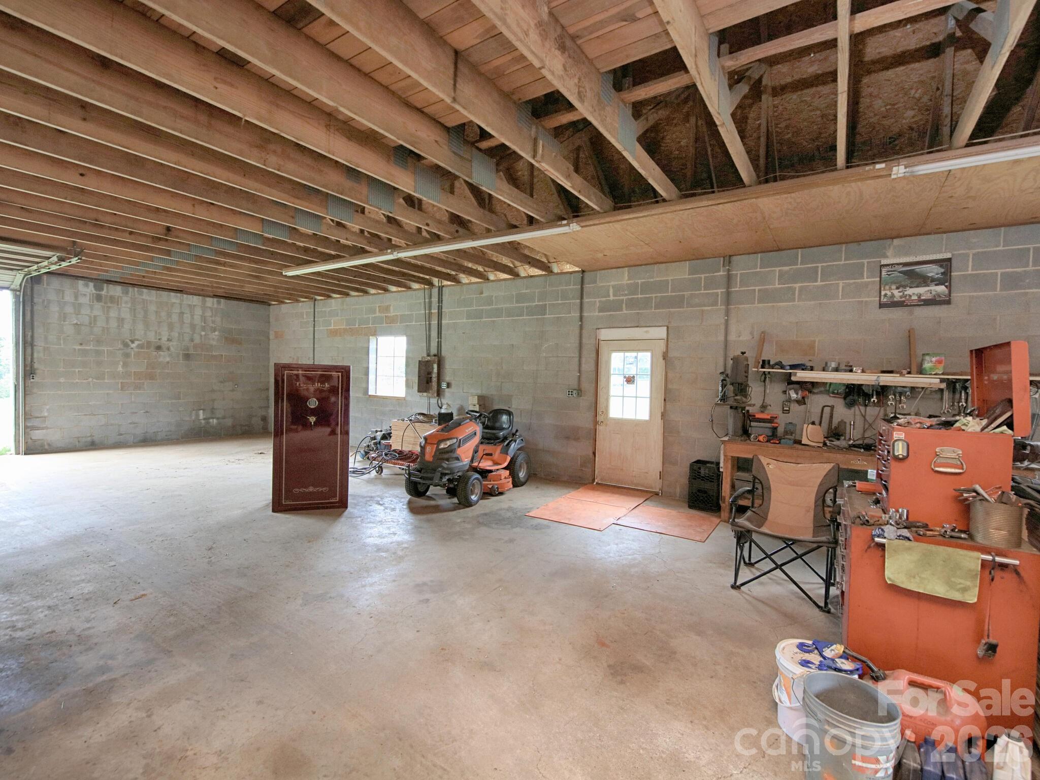 269 Johnson Dairy Road — Mooresville