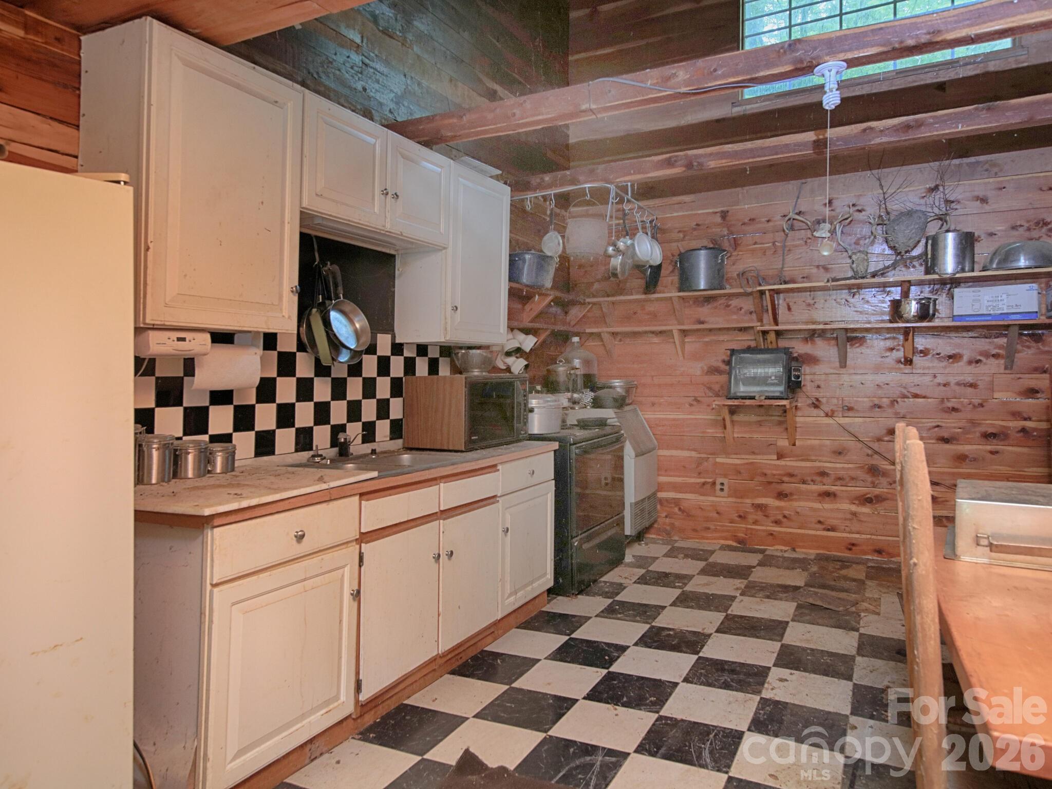 269 Johnson Dairy Road — Mooresville