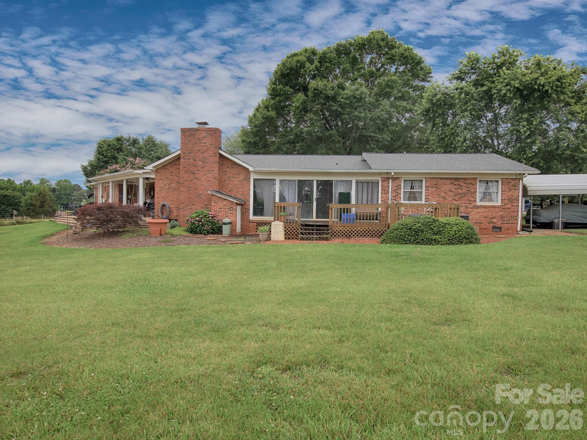 269 Johnson Dairy Road — Mooresville