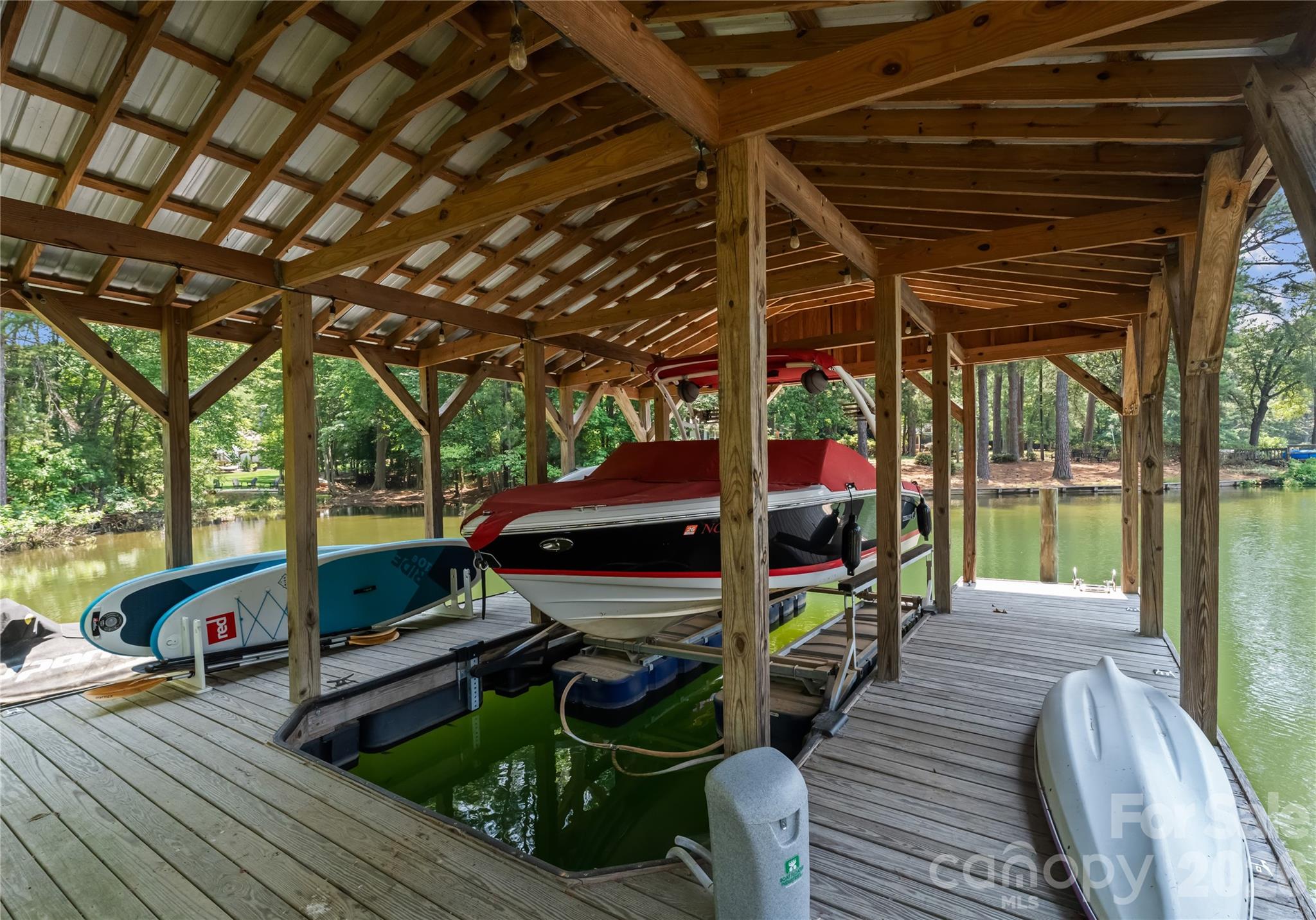 188 Blarney Road — Mooresville