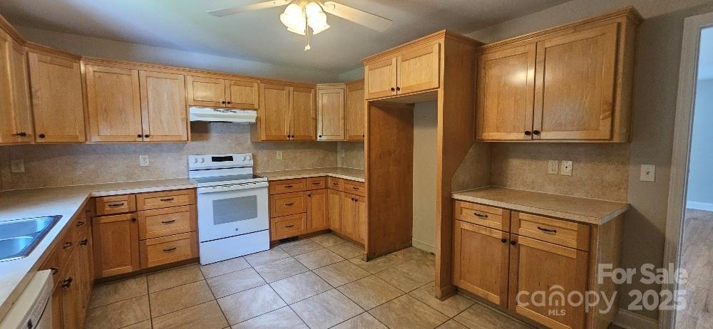 2820 Bellhaven Circle — Charlotte