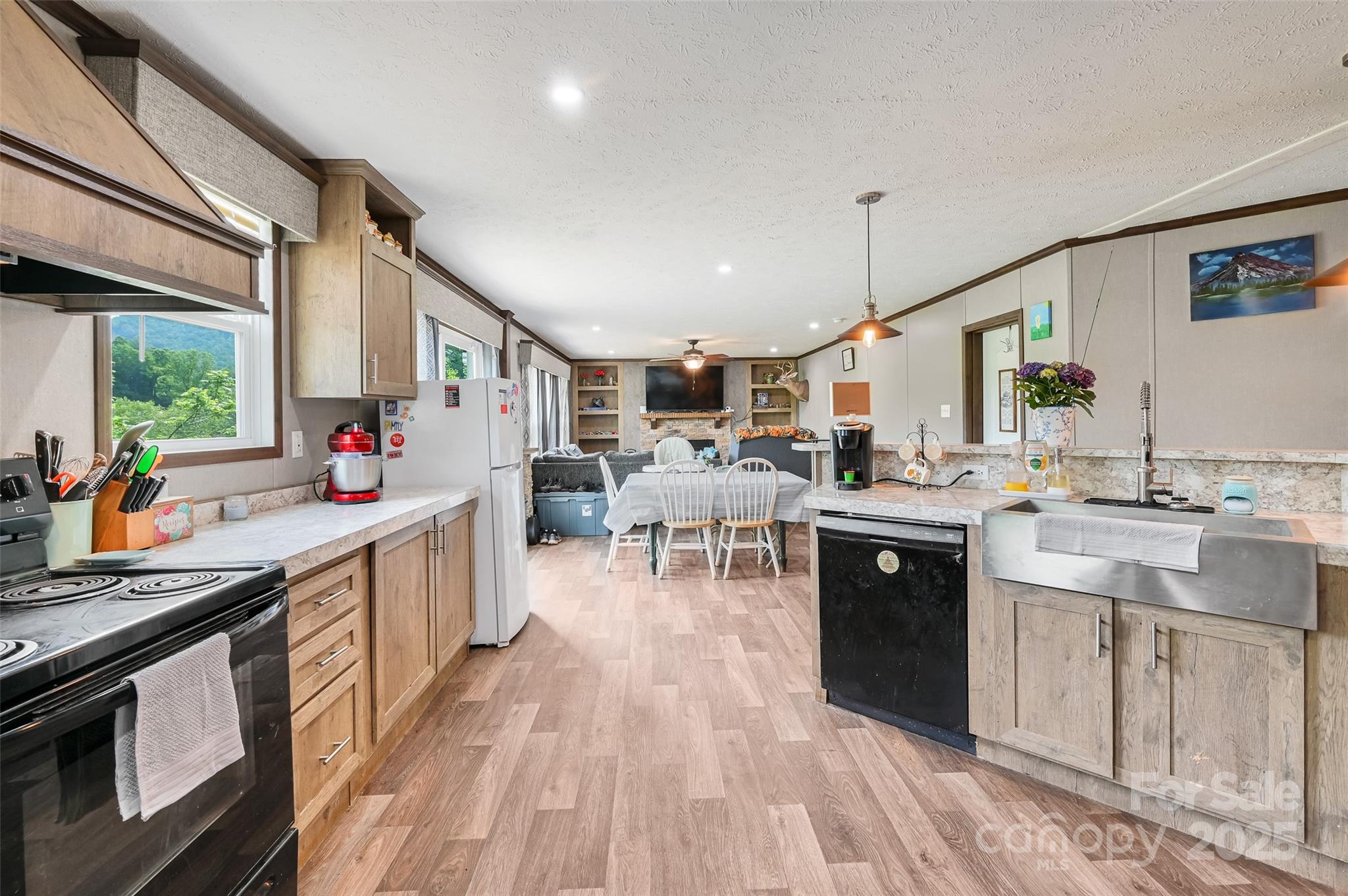 208 Stillwater Springs Road — Burnsville