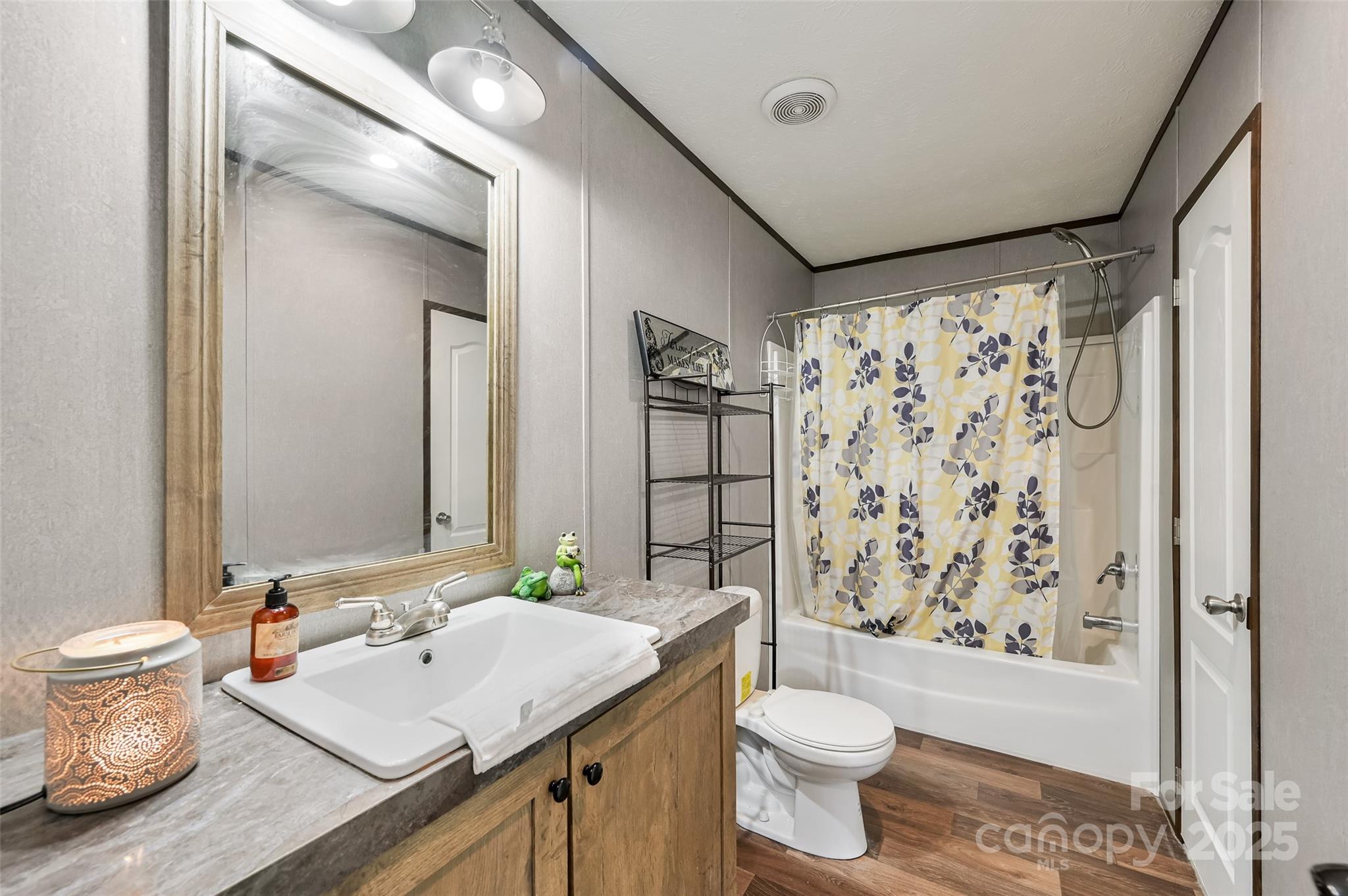 208 Stillwater Springs Road — Burnsville