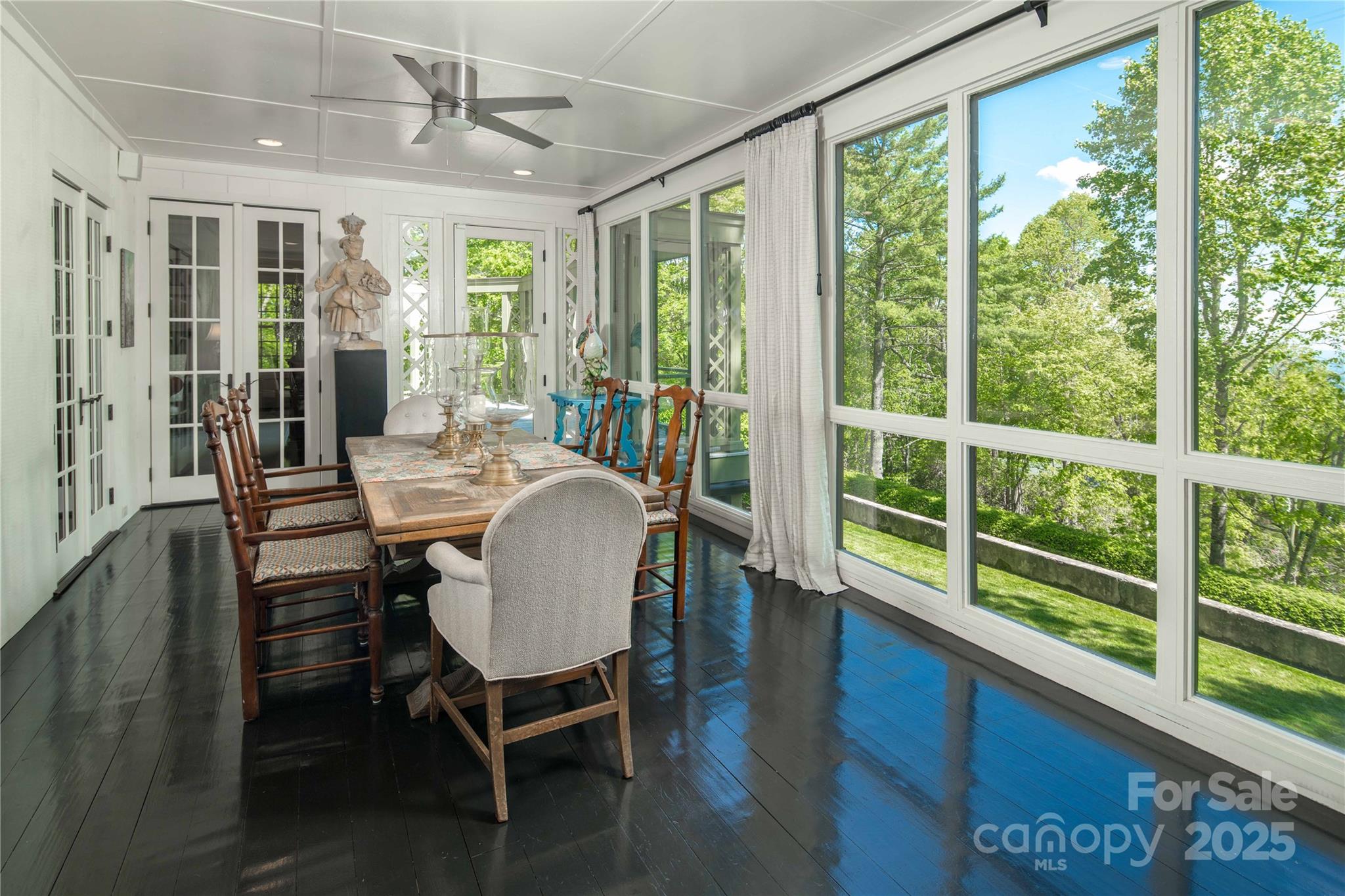 362 Wonderland Trail — Blowing Rock