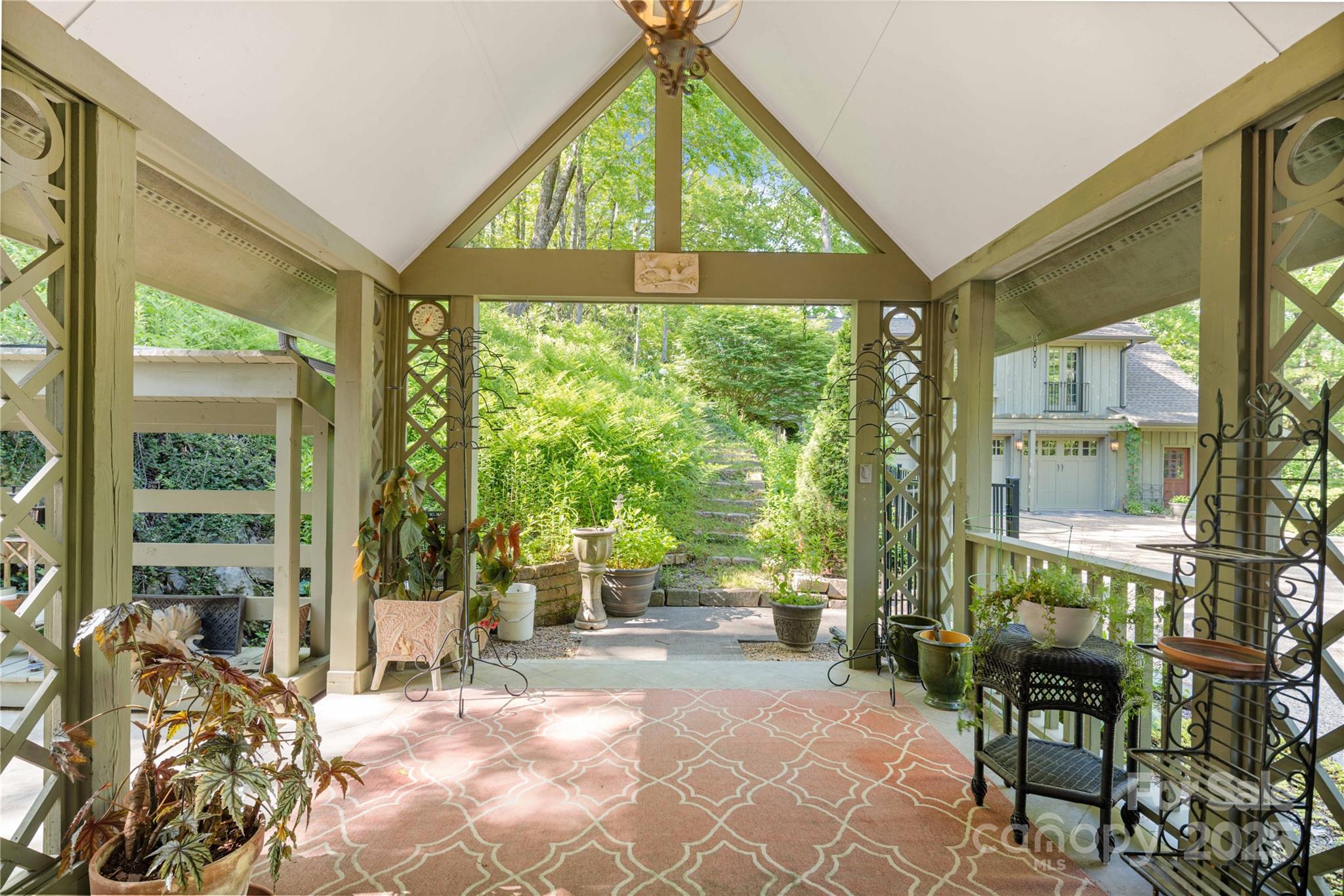 362 Wonderland Trail — Blowing Rock