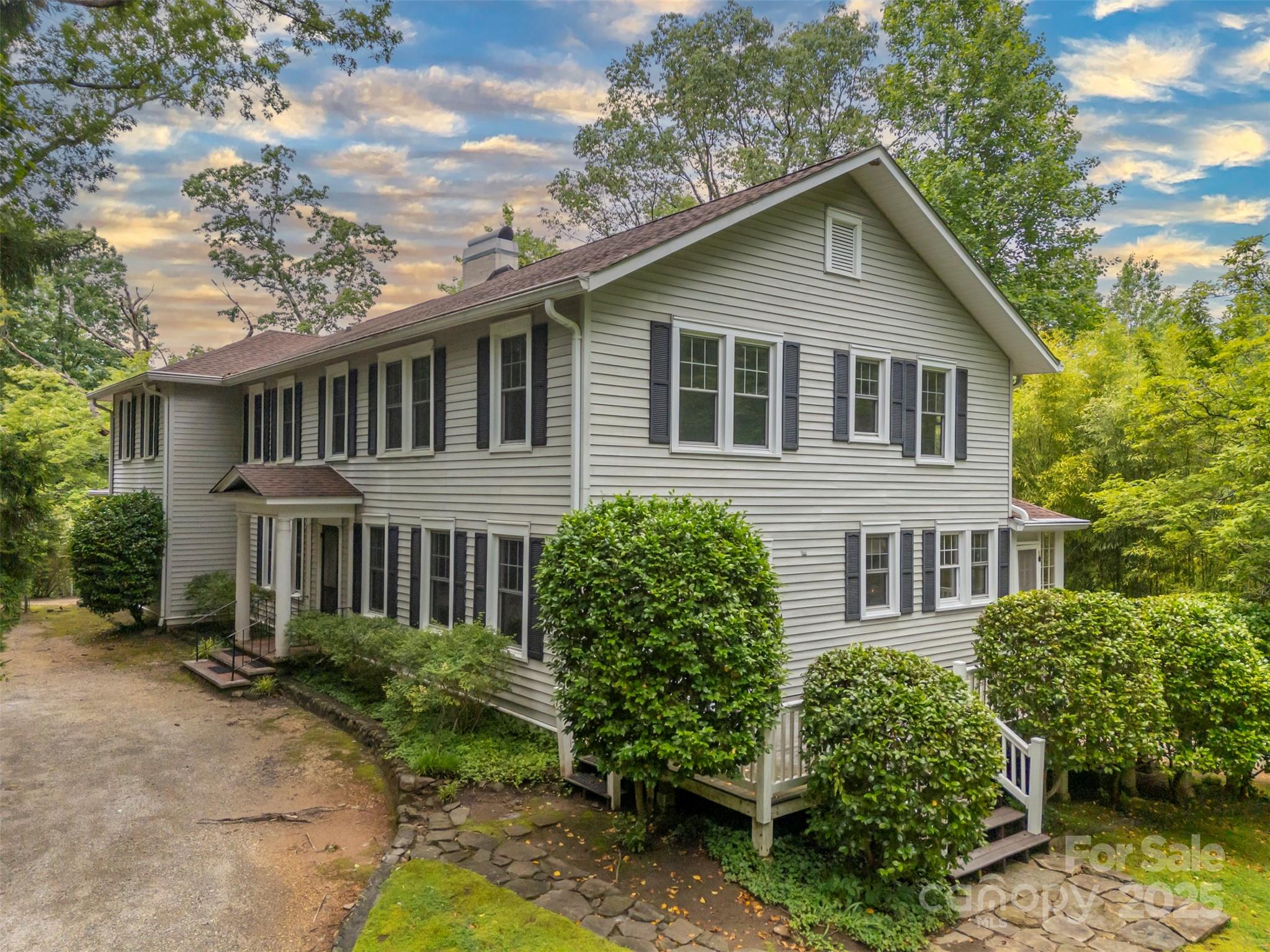 93 Villa Barbara Lane — Tryon