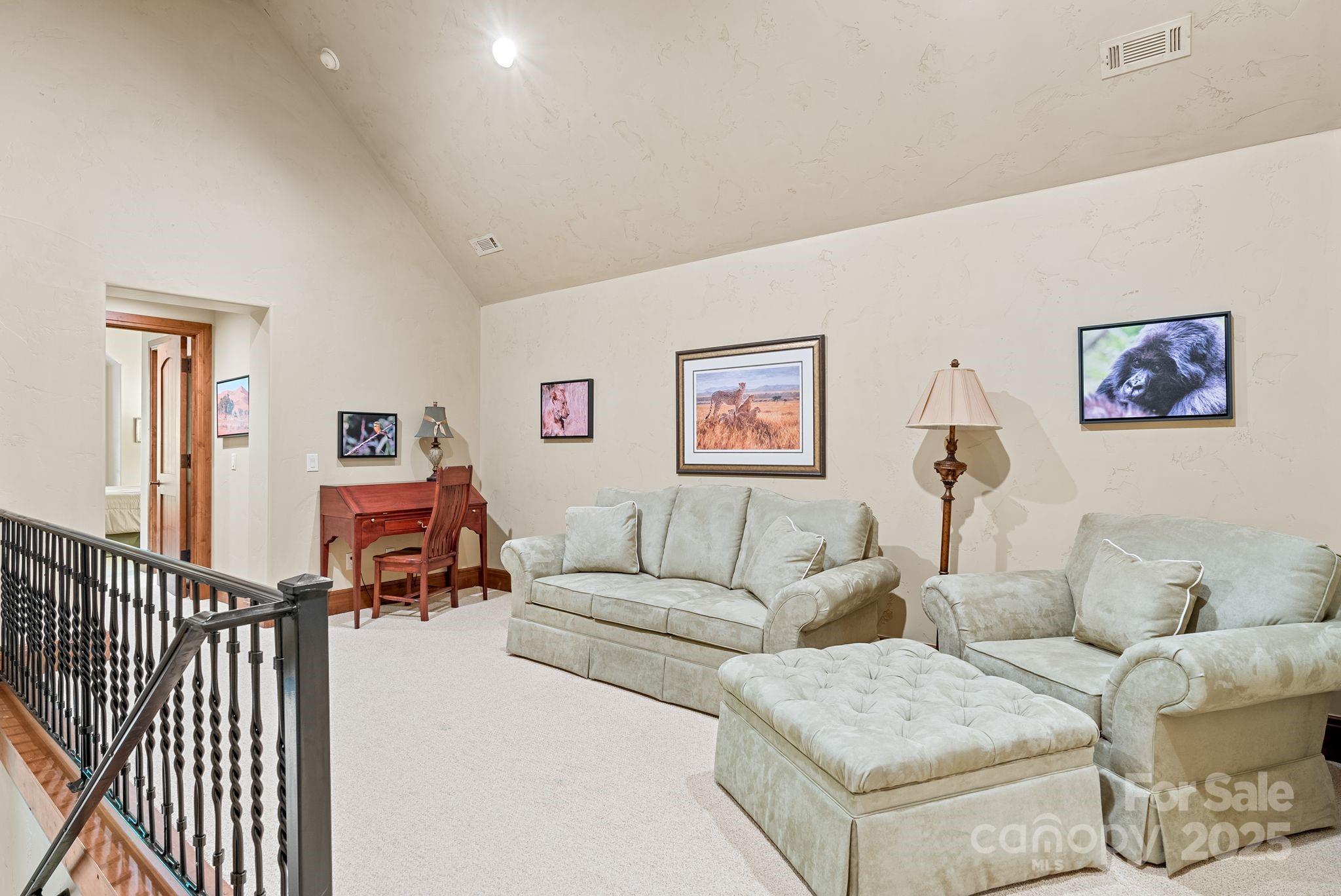 577 Walnut Valley Parkway — Arden